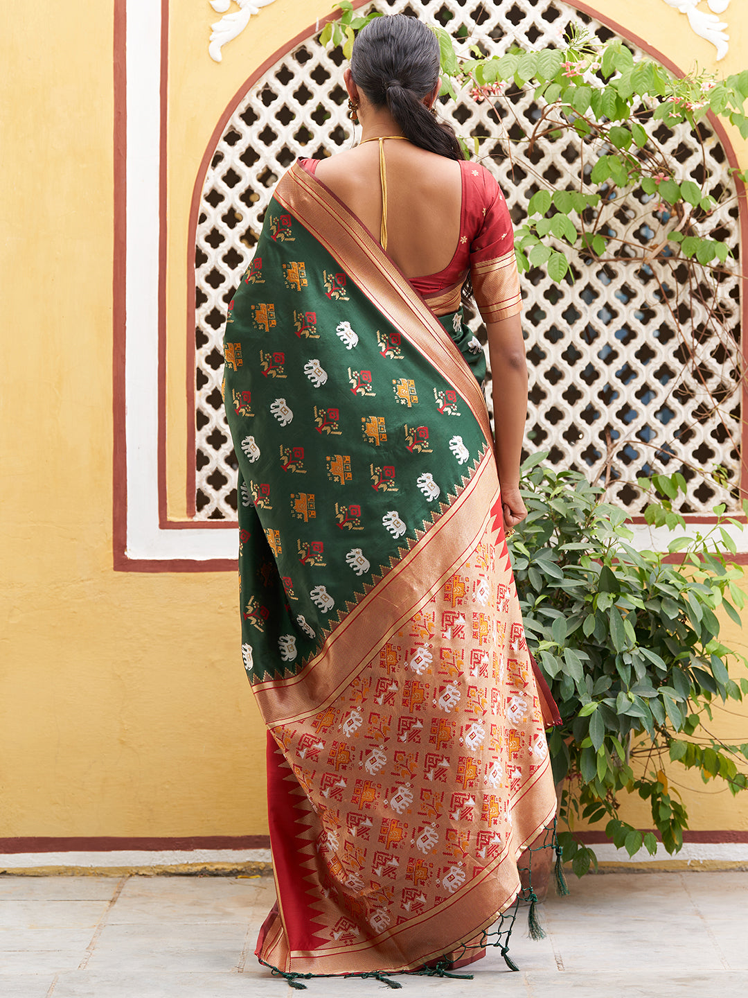 Janasya Green Cotton Silk Woven Ethnic Motifs Patola Grab2Buy 