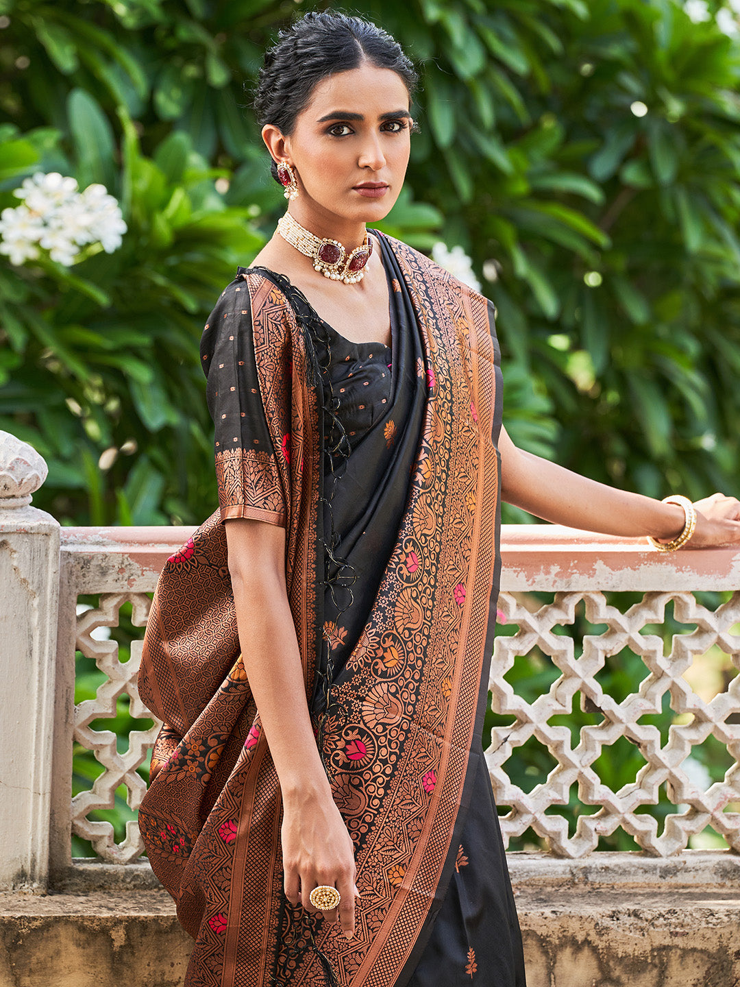 Janasya Black Banarasi Silk Woven Floral Design Banarasi Silk Grab2Buy 