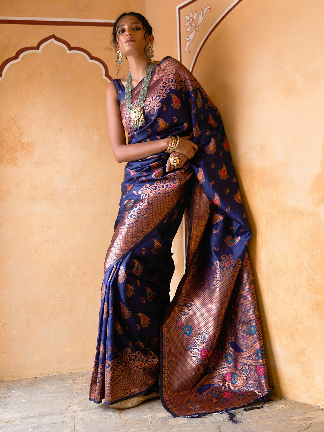 Janasya Navy Blue Banarasi Silk Woven Dual Tone Floral Design Banarasi Silk Grab2Buy 