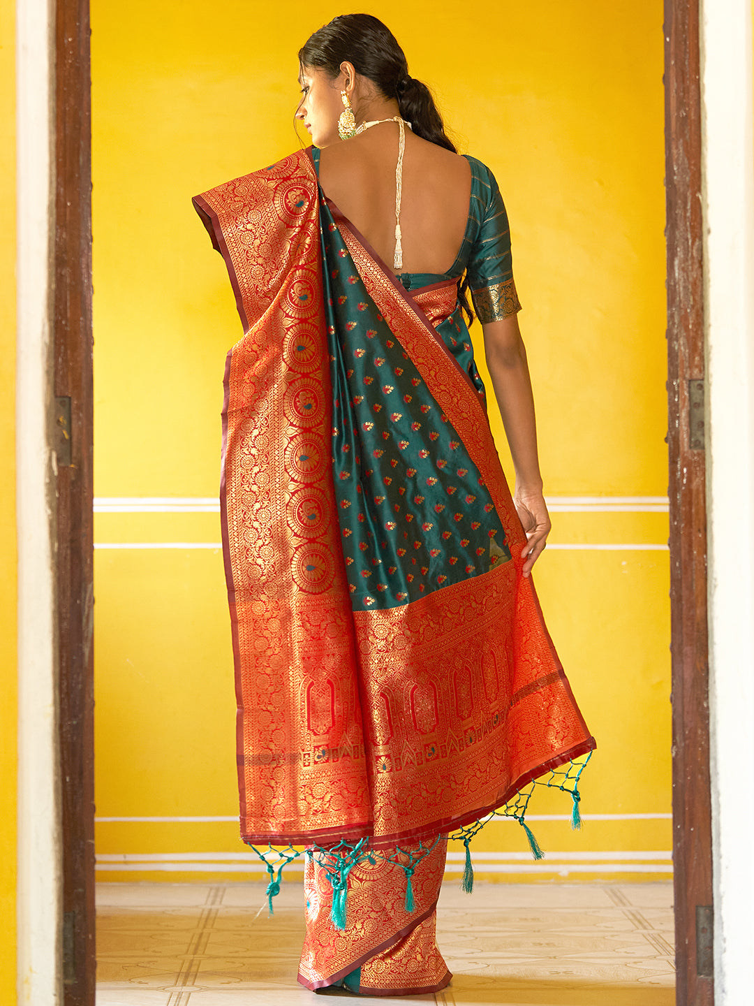 Janasya Green Silk Blend Woven Ethnic Motifs Woven Design Grab2Buy 