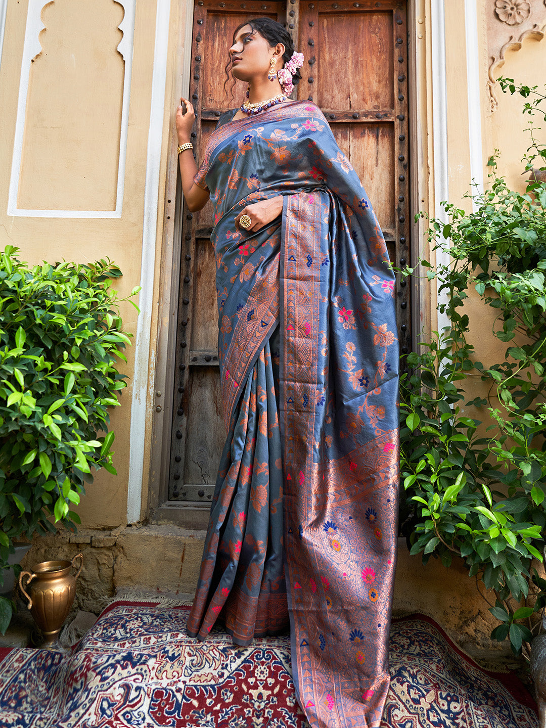 Janasya Grey Banarasi Silk Woven Dual Tone Floral Design Banarasi Silk Grab2Buy 