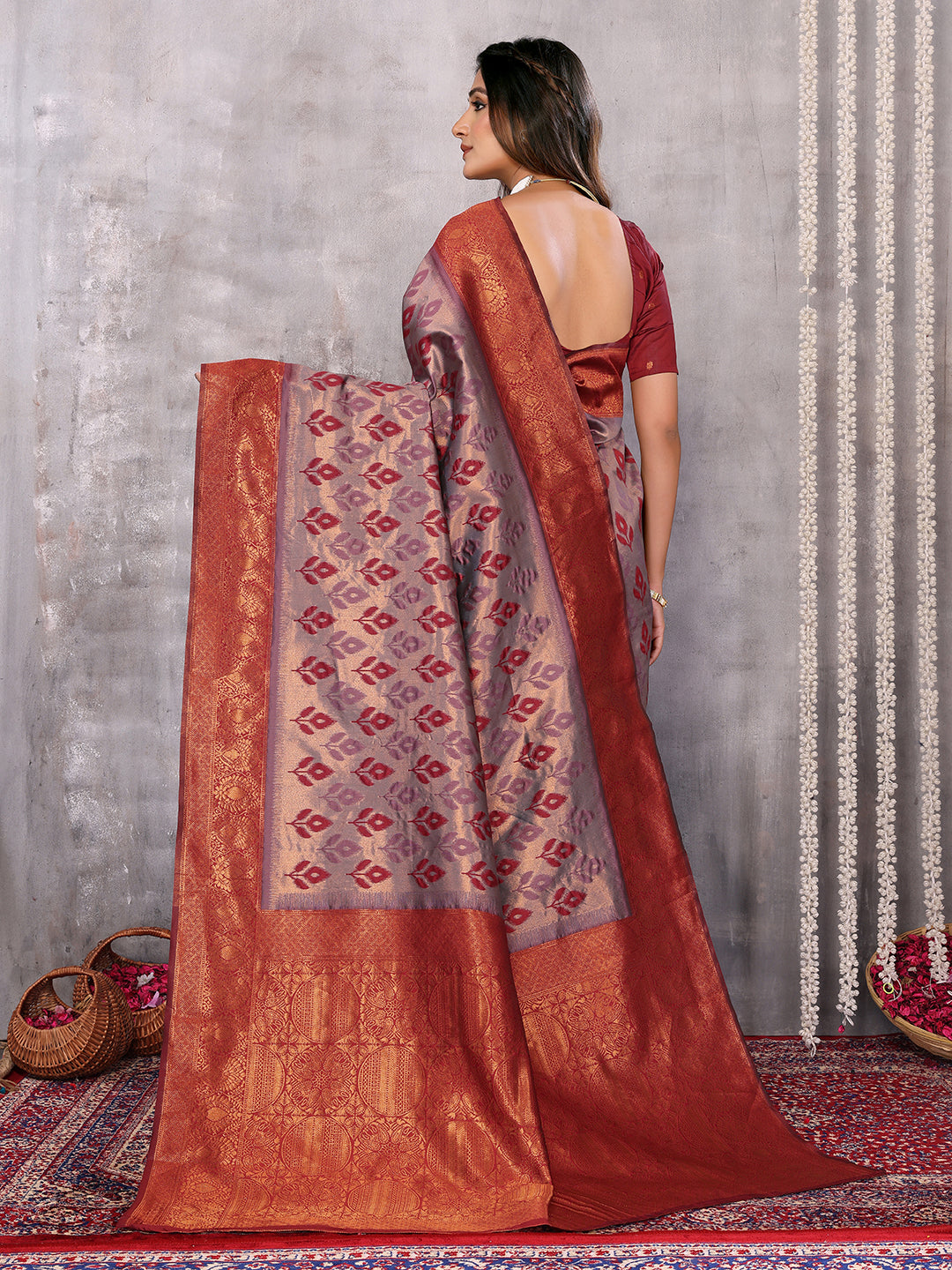 Janasya Grey & Maroon Silk Blend Ethnic Motifs Kanjivaram Grab2Buy 