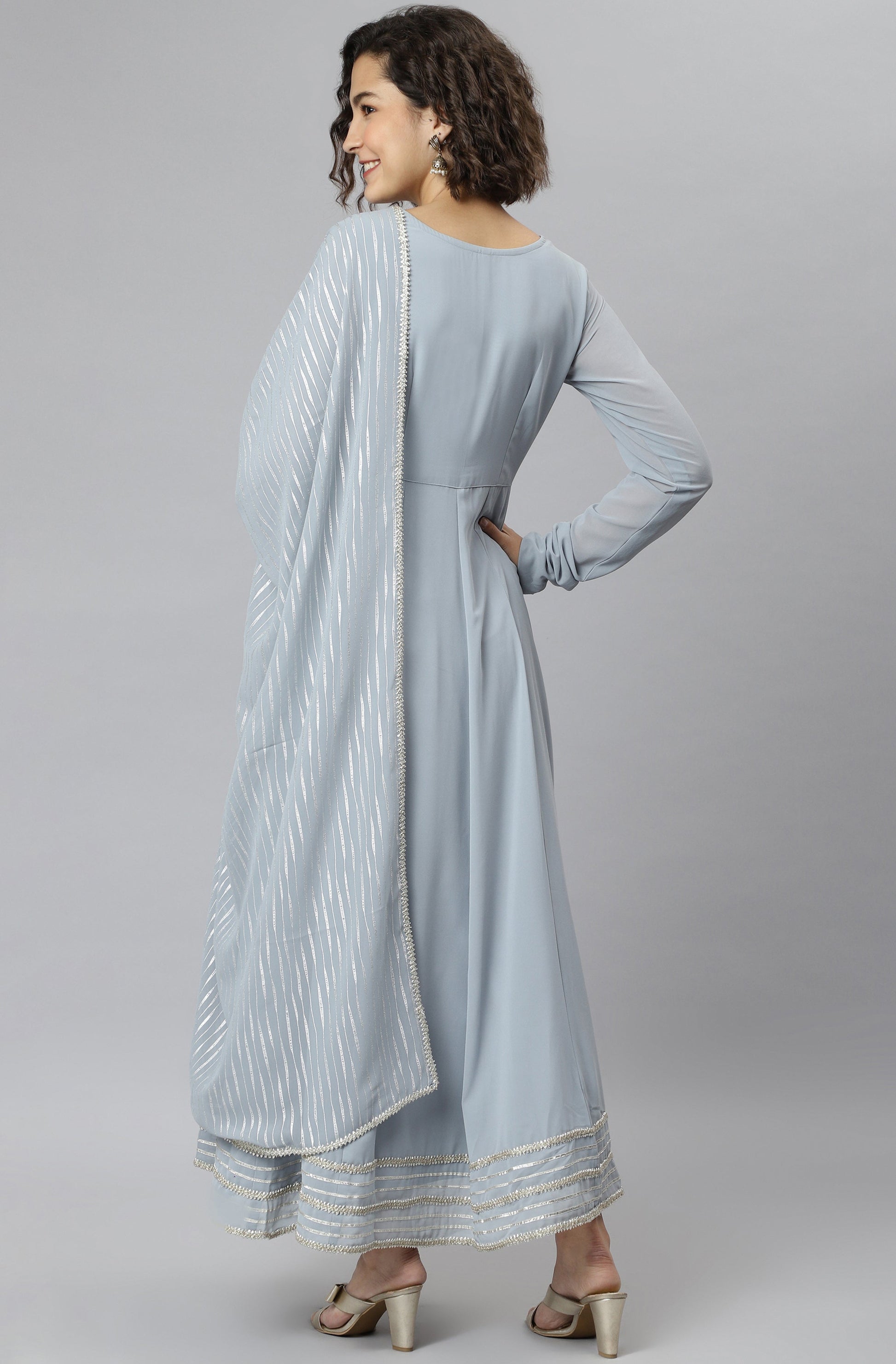 Janasya Women's Grey Poly Georgette Solid Kurta With Dupatta 