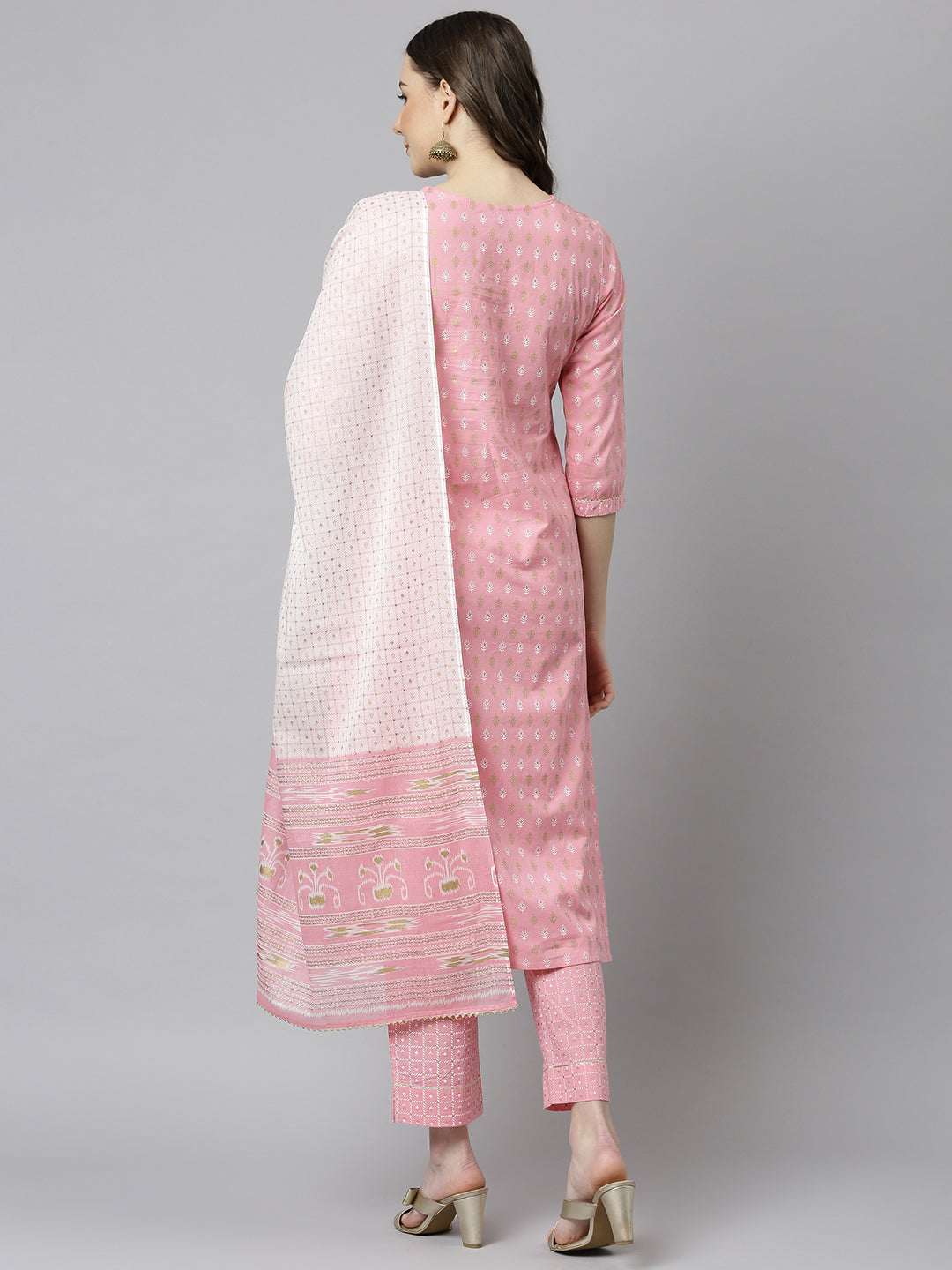 Janasya Women's Light Pink Cotton Gold Print Kurta With Pant And Dupatta 
