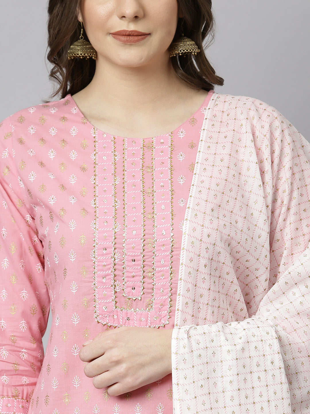 Janasya Women's Light Pink Cotton Gold Print Kurta With Pant And Dupatta 