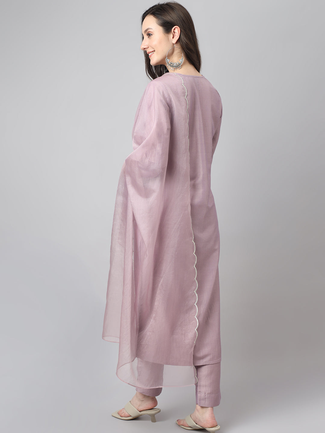 Janasya Women's Lavender Chinon Solid Straight Festive Kurta Set 