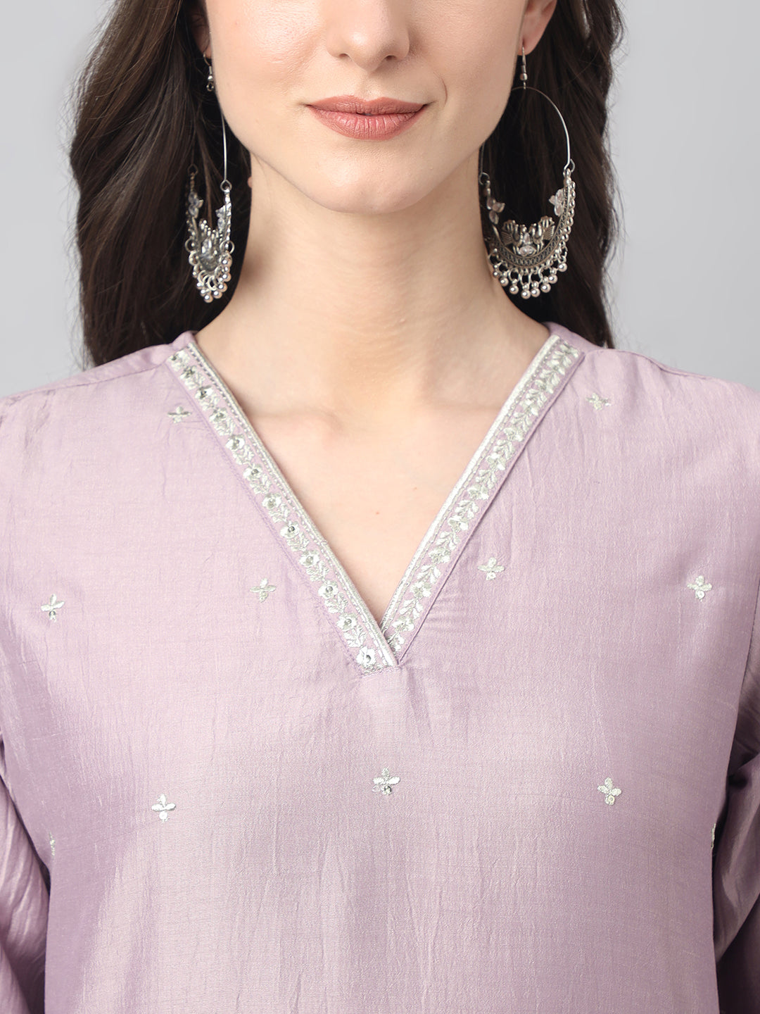 Janasya Women's Lavender Chinon Solid Straight Festive Kurta Set 