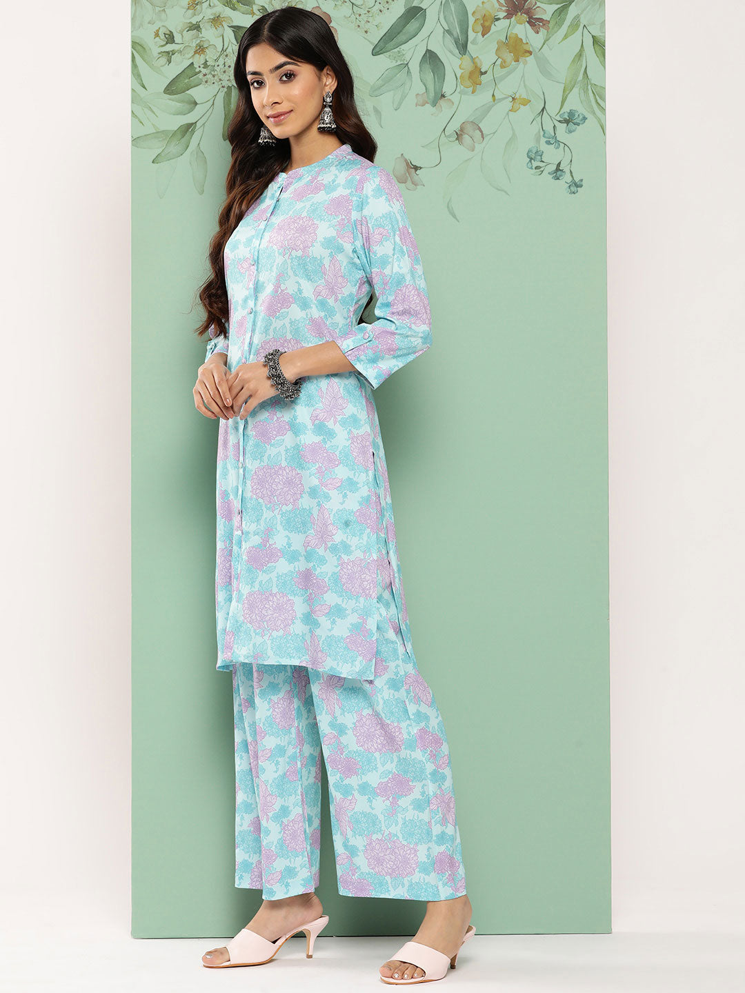 Janasya Women's Sky Blue Crepe Digital Printed Straight Casual Kurta Set 