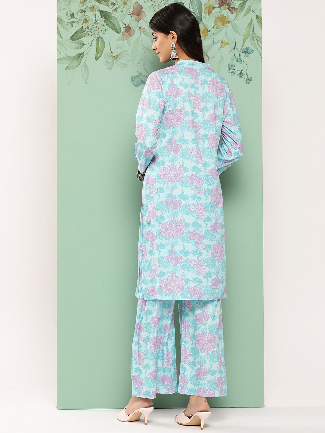 Janasya Women's Sky Blue Crepe Digital Printed Straight Casual Kurta Set 