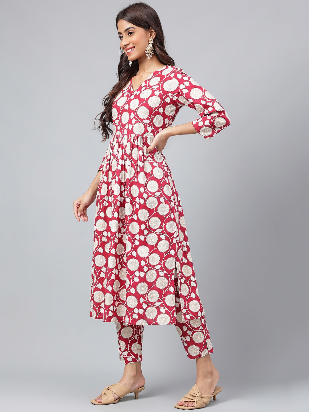 Janasya Women's Maroon Cotton Floral Printed Gathered Casual Kurta Set 