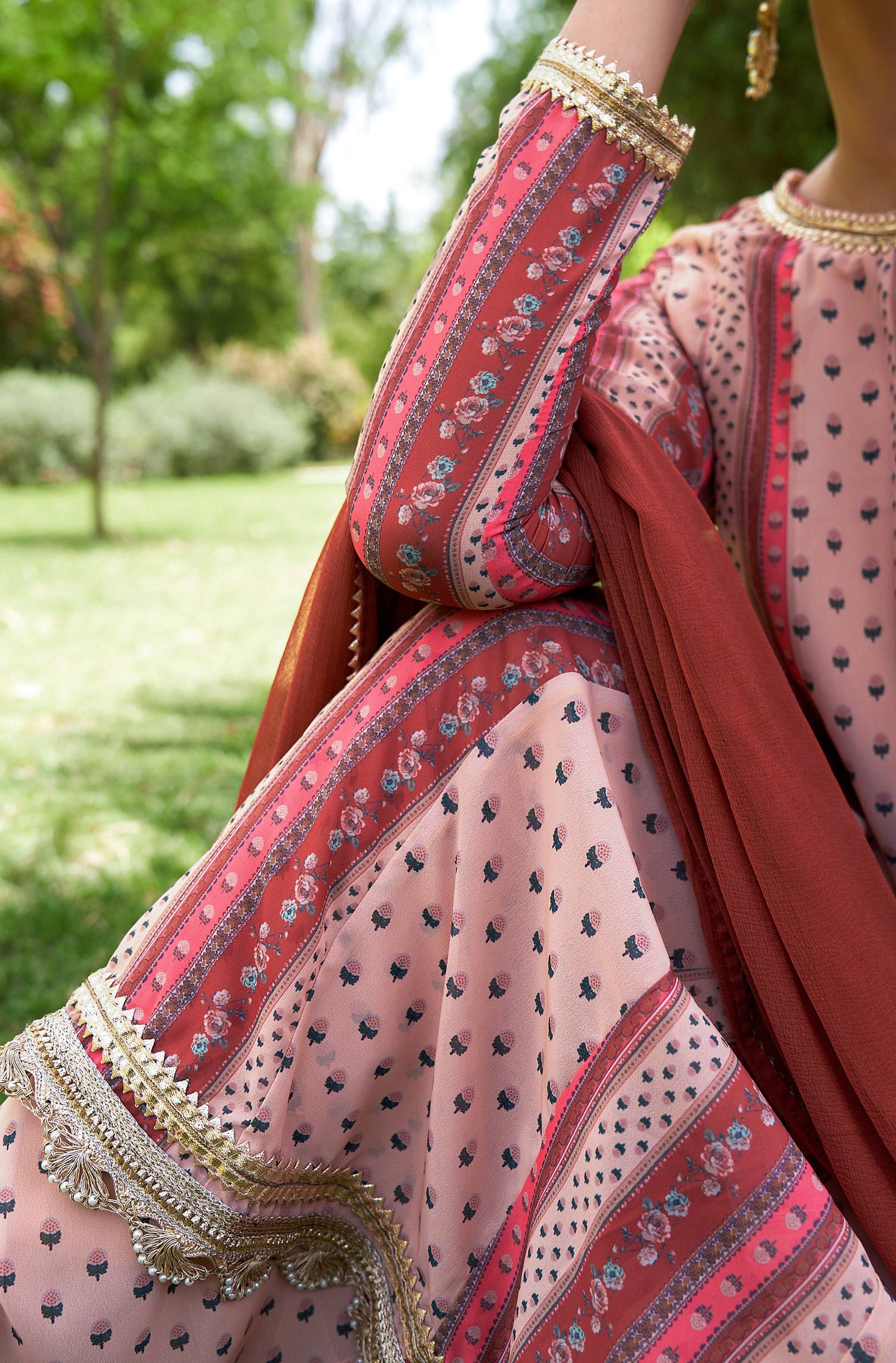 Janasya Multicolor Georgette Digital Floral Printed Set 