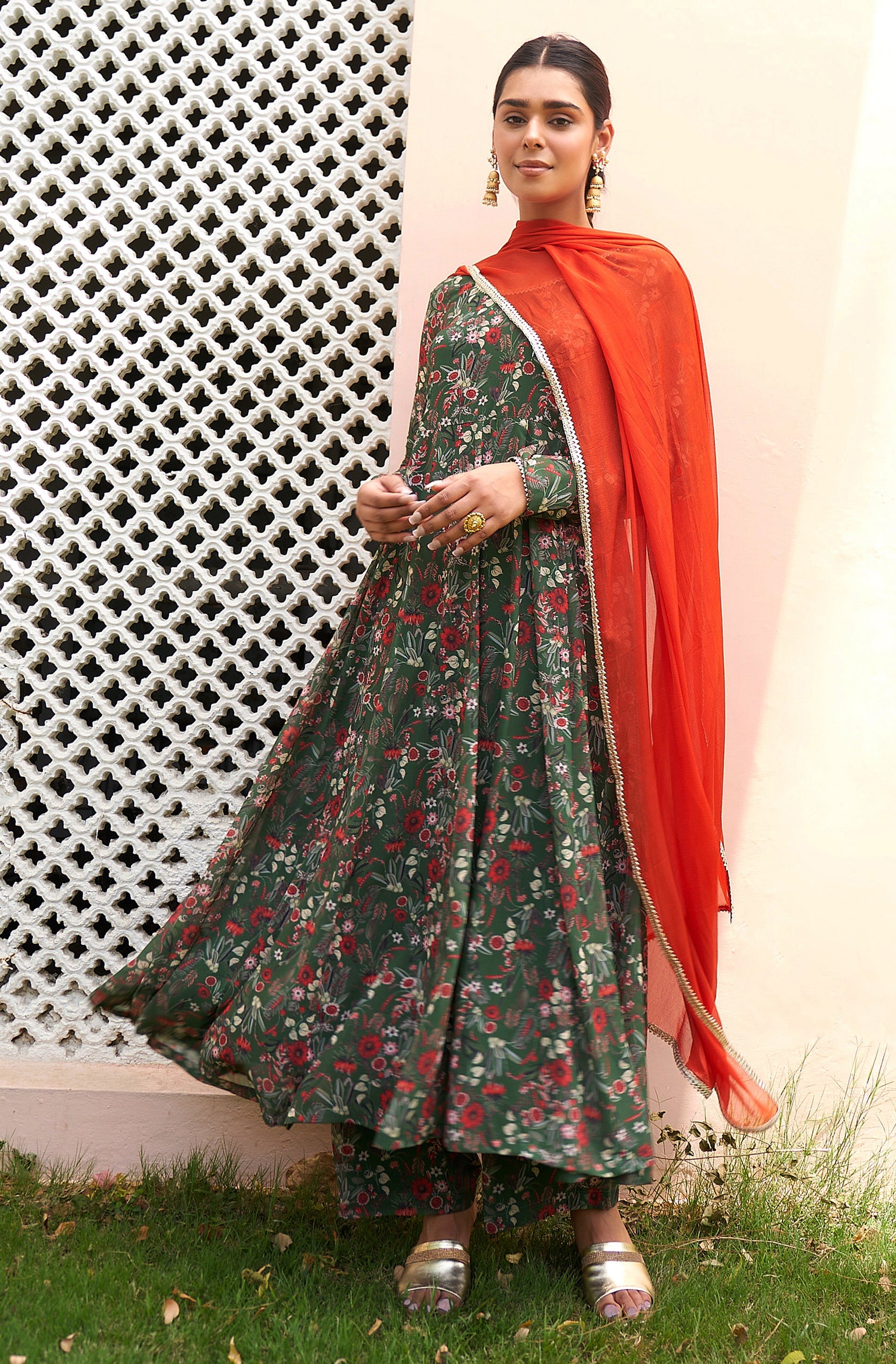 Janasya Bottle Green Georgette Digital Floral Printed Set 