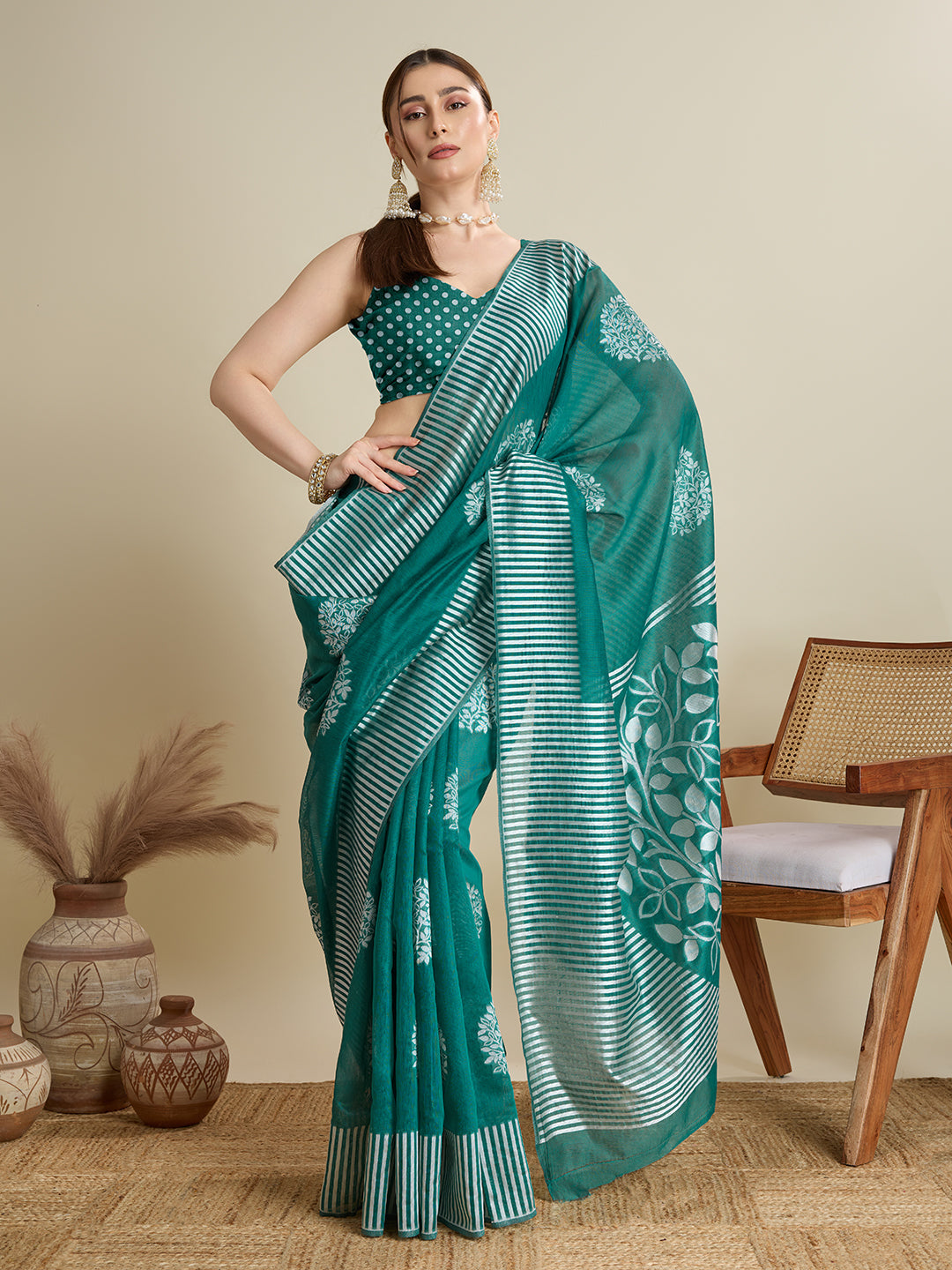 Dwija Fashion Green Casual Wear Soft Silk Bas Weaving Saree With Unstitched Blouse
