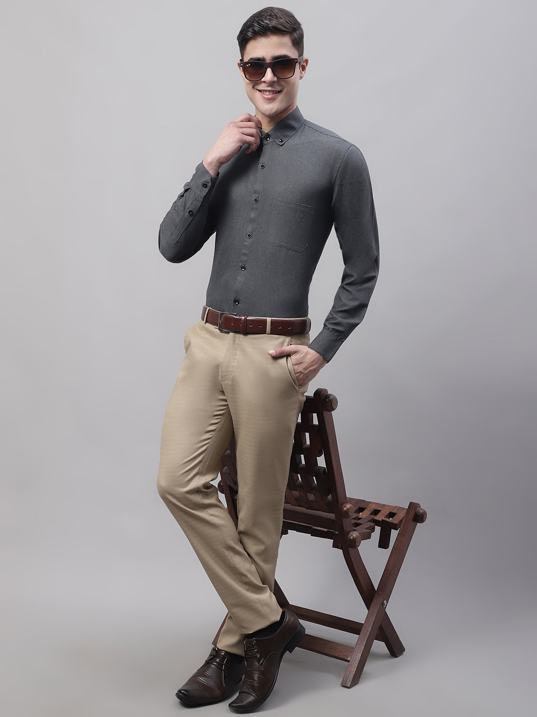 Jainish Men's Charcoal Cotton Solid Formal Shirt