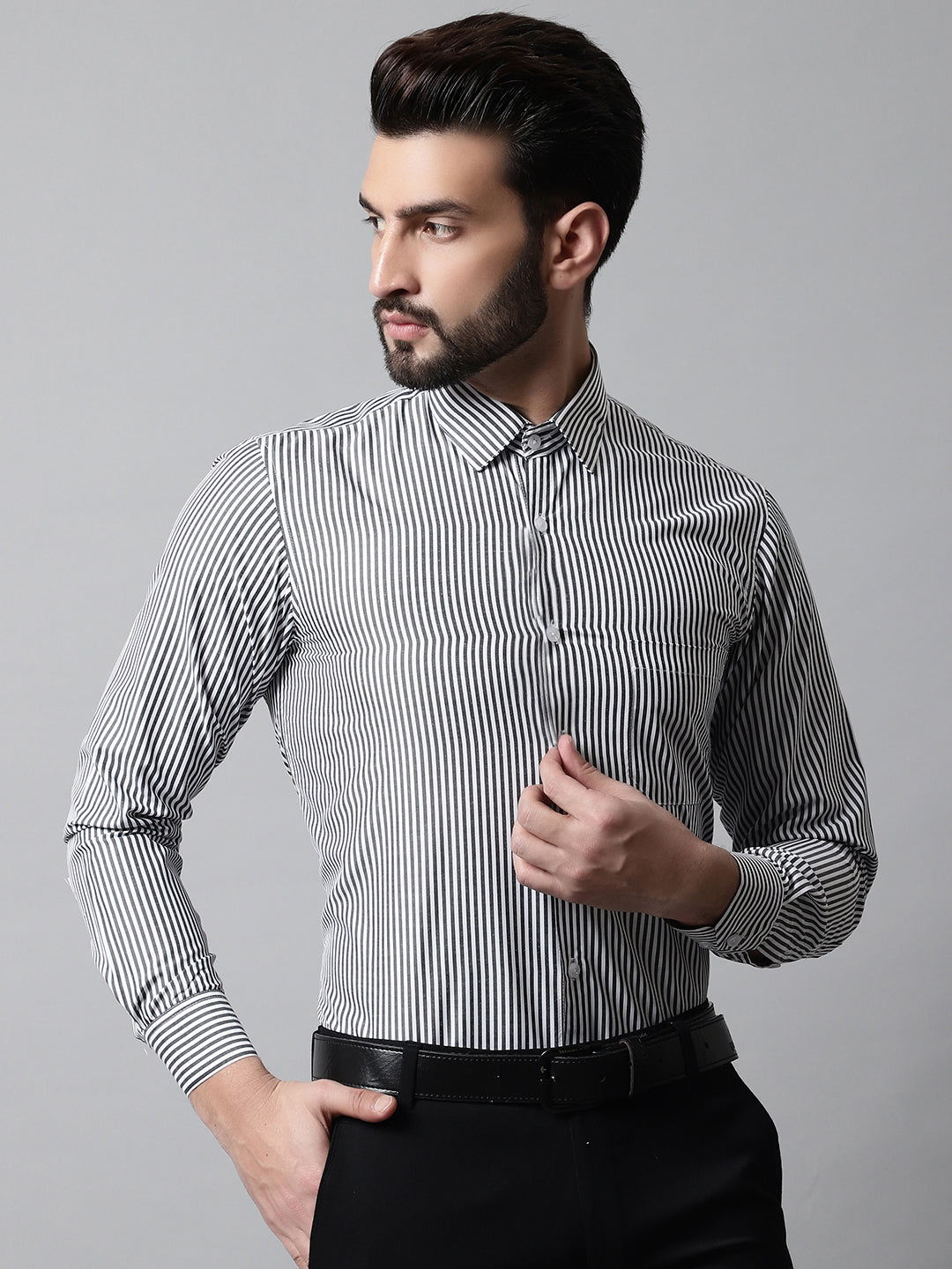 Jainish Men's Black & White Regular Fit Striped Formal Shirt