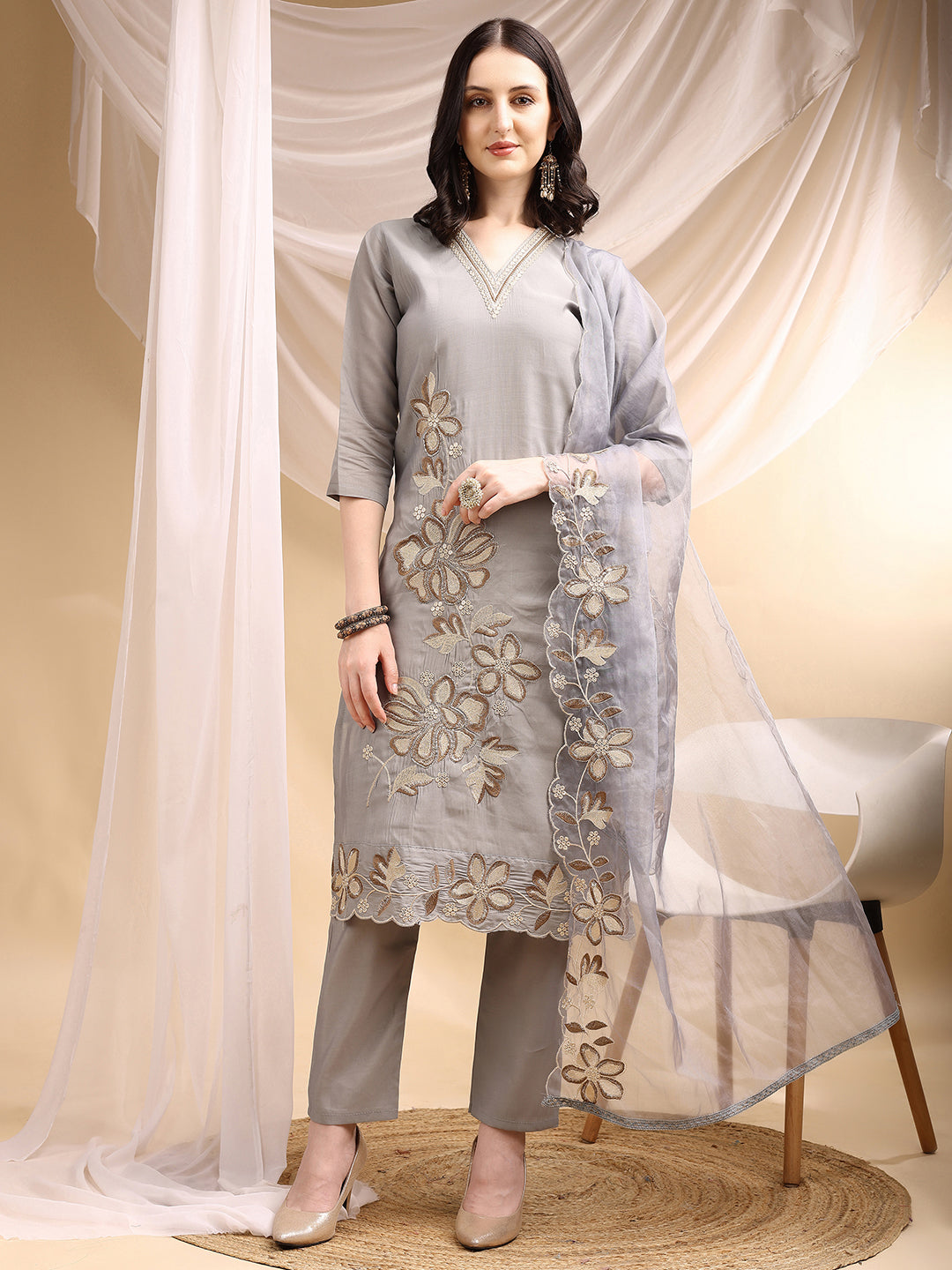 Hand & Thread Placement Embroidered Kurta With Pant & Embroidered Dupatta, Grey - Hiral Fashion