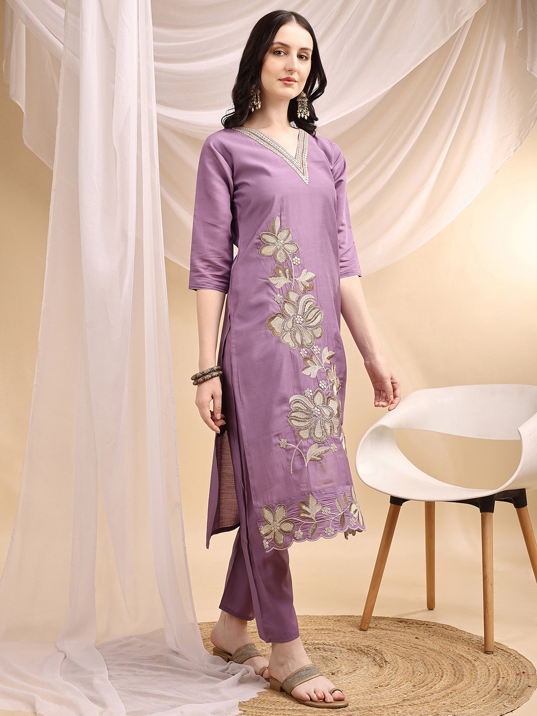 Hand & Thread Placement Embroidered Kurta With Pant & Embroidered Dupatta, Lavender - Hiral Fashion