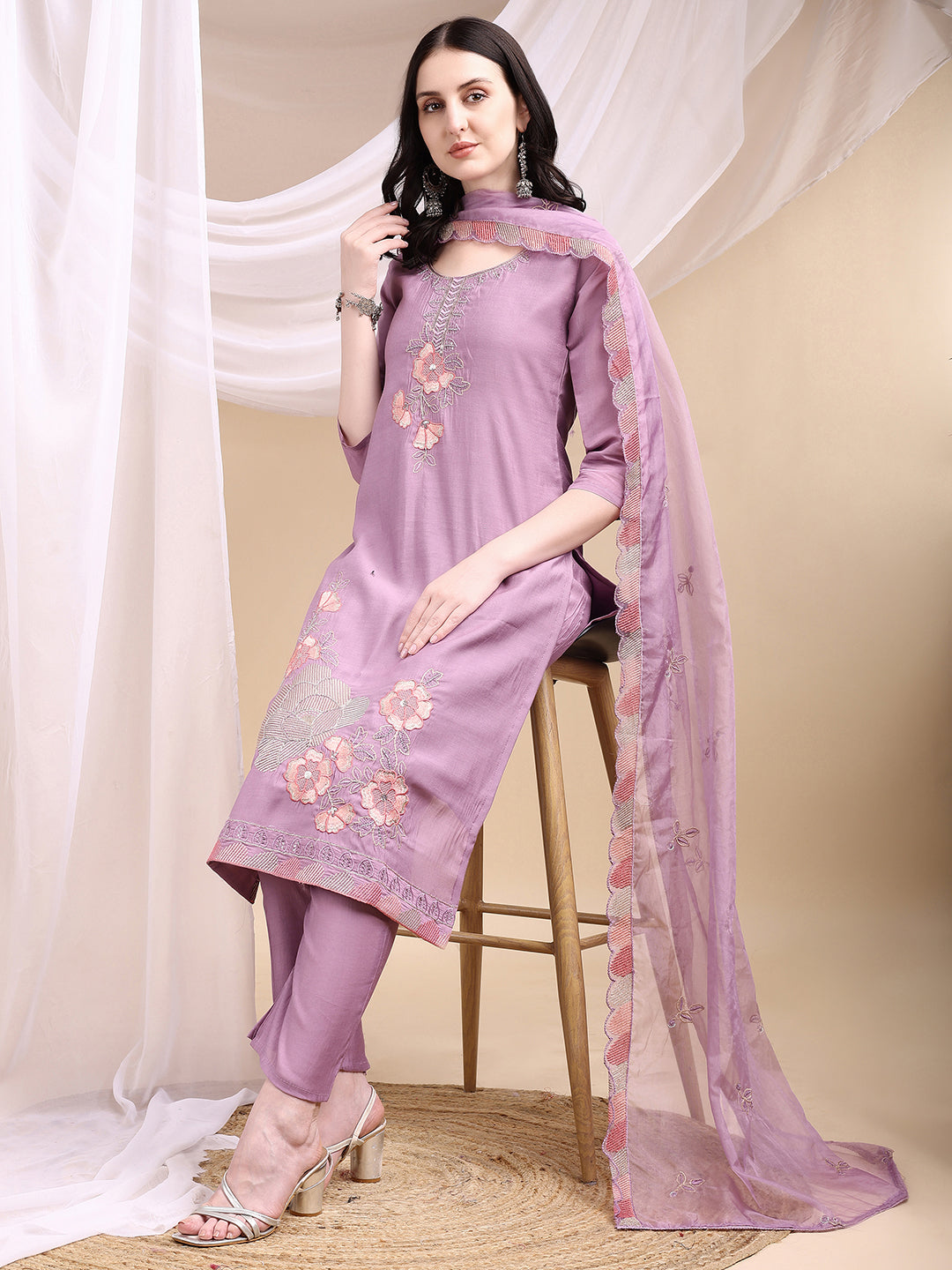 Hand Embroidered Kurta With Pant & Embroidered Dupatta, Lavender - Hiral Fashion