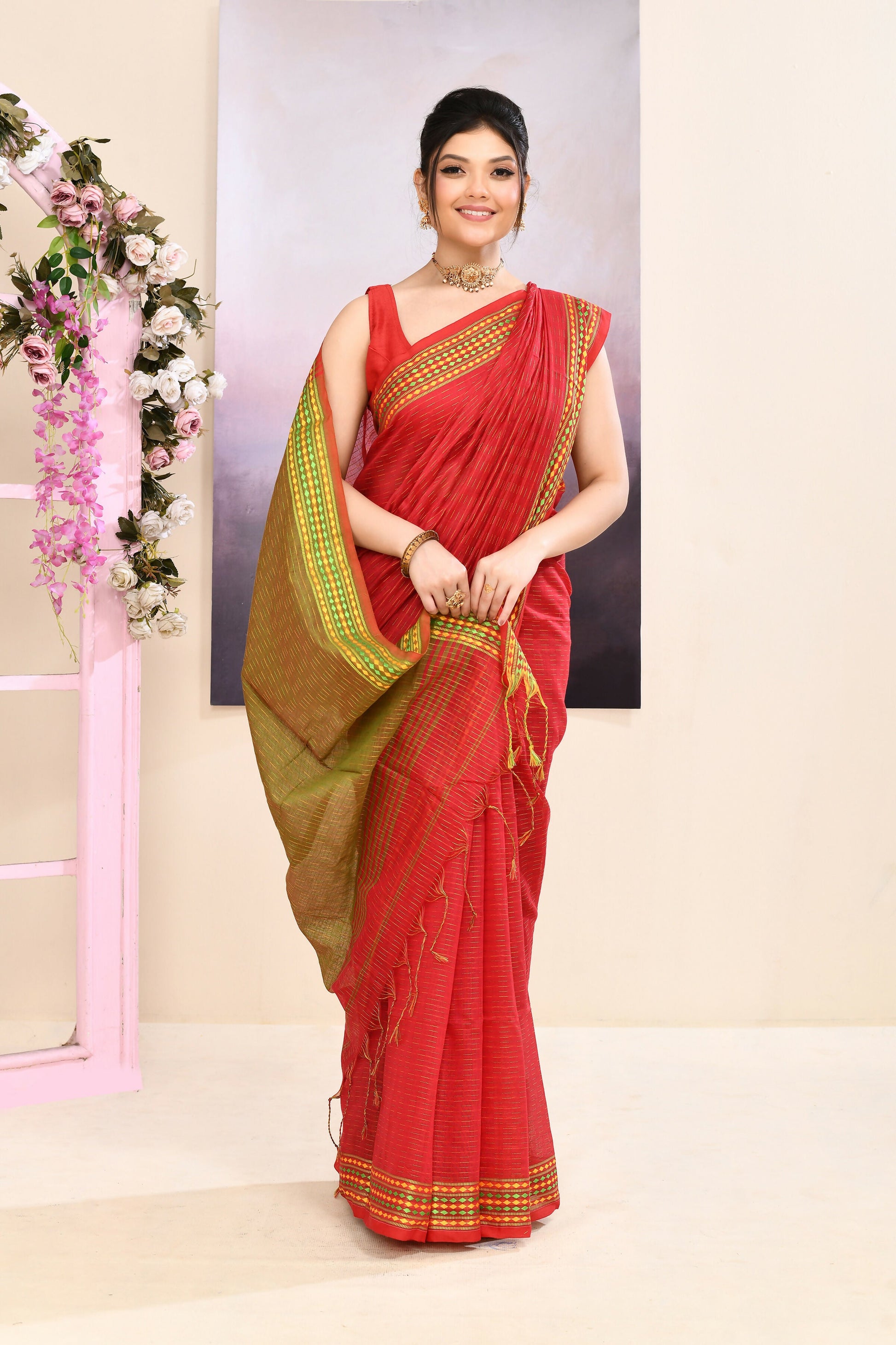 Piyari Fashion Women's Red Embellished Cotton Blend Jamdani Saree