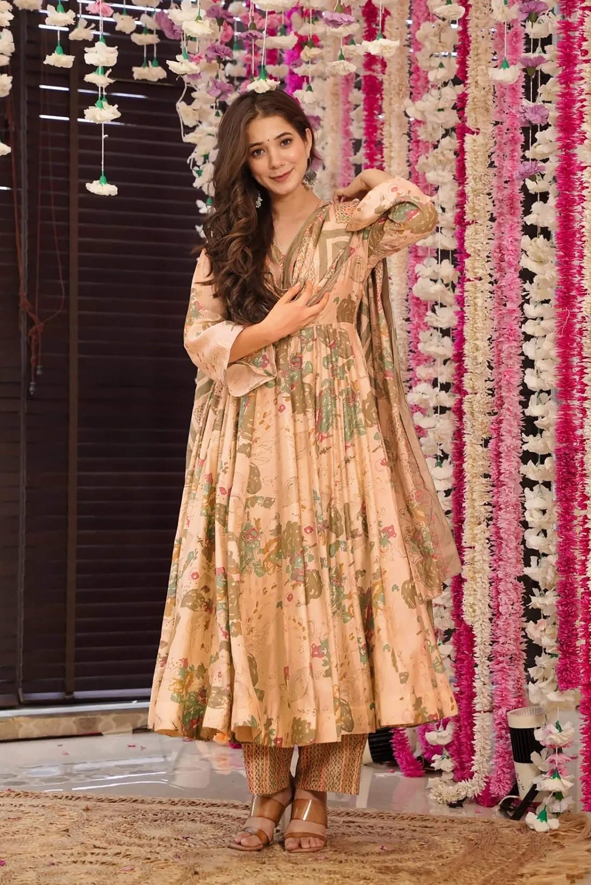 Sonakshi Women's Peach Maslin Digital Print Full Round Flair Anarkali Gown Set With Dupatta