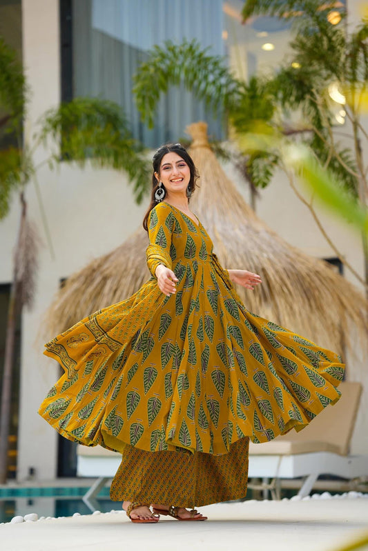 Sonakshi Women's Yellow Maslin Digital Print Full Round Flair Anarkali Gown Set With Dupatta