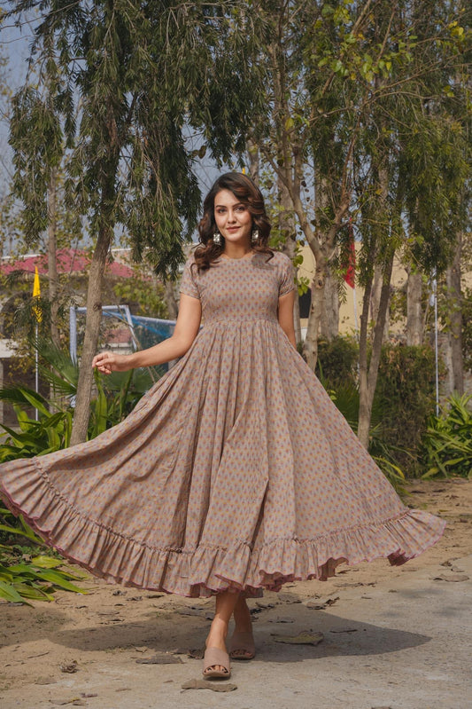 Sonakshi Women's Grey Rayon Digital Print Full Round Flair Anarkali Gown Set
