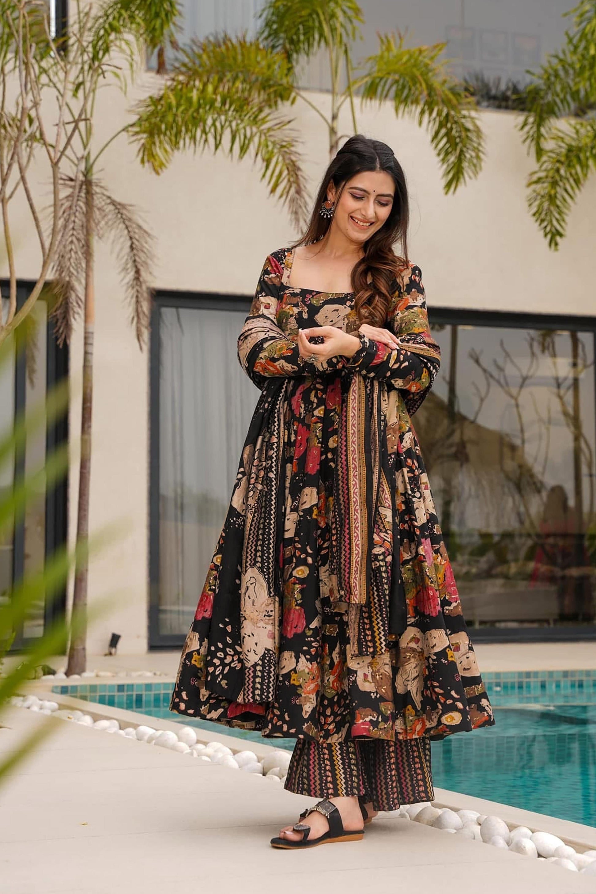 Sonakshi Women's Black Mal cottan Digital Print Full Round Flair Anarkali Gown Set With Dupatta