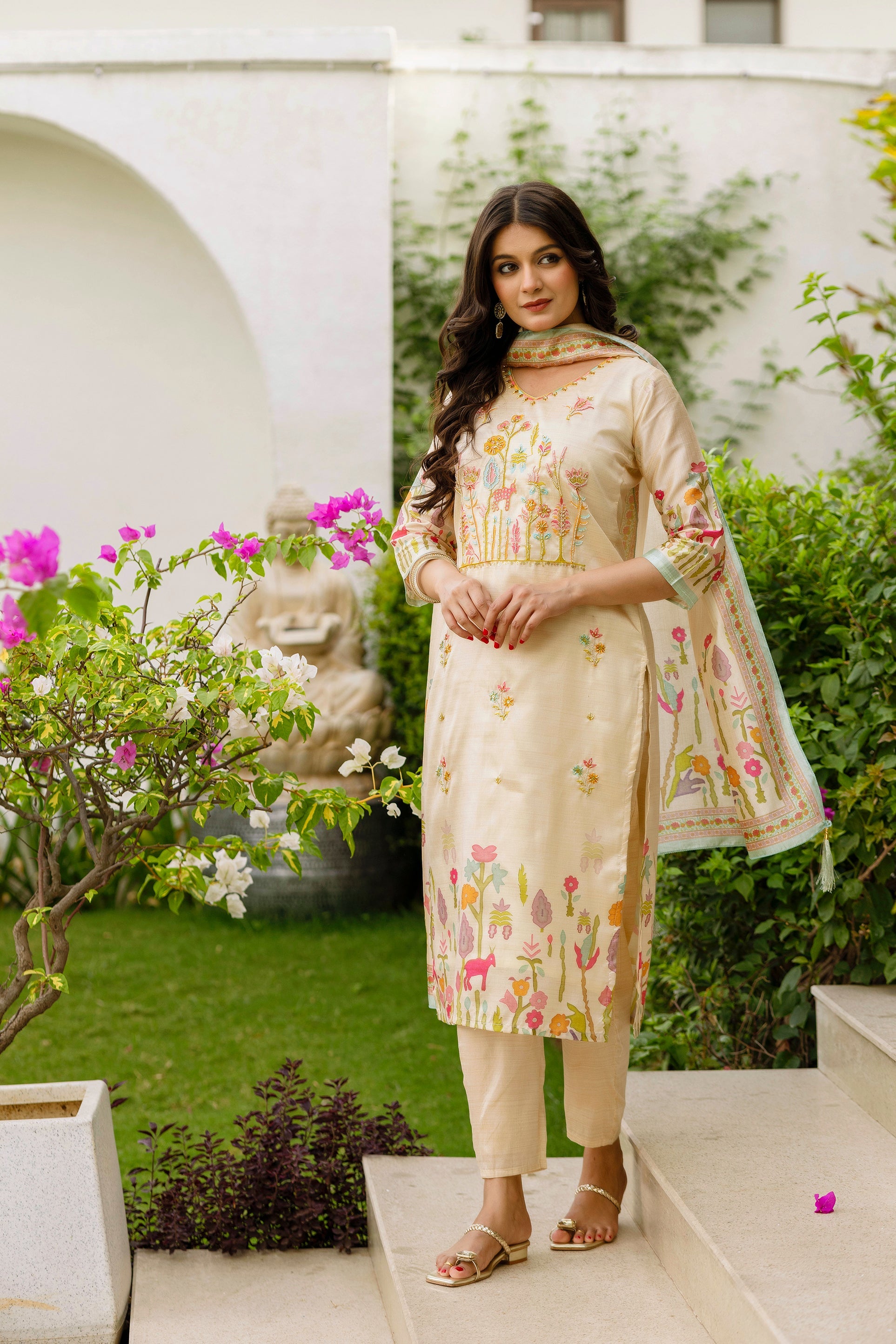 Sonakshi Women's Chandan Viscose Assam Silk Kurta Set With Dupatta