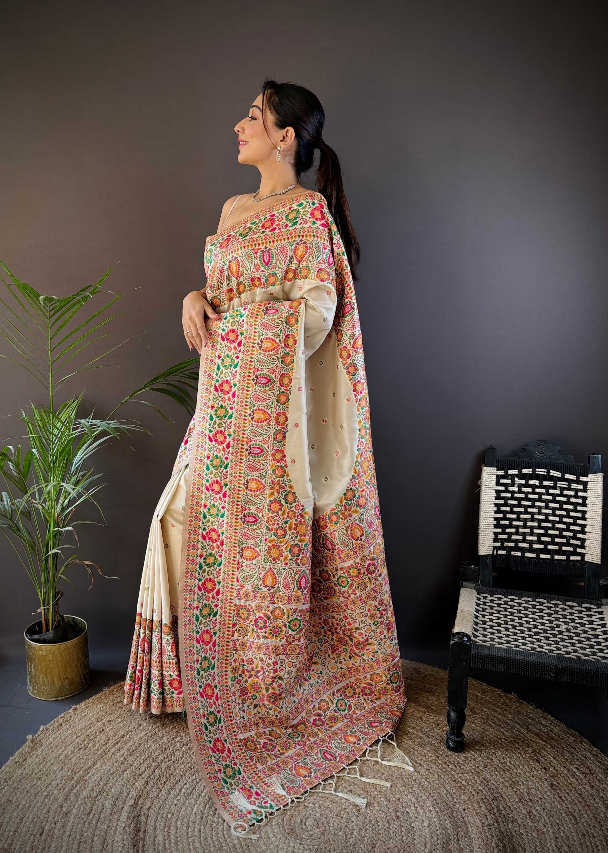 Sonakshi Women's Off White Pashmina Silk Zari Woven Traditional Saree with Blouse