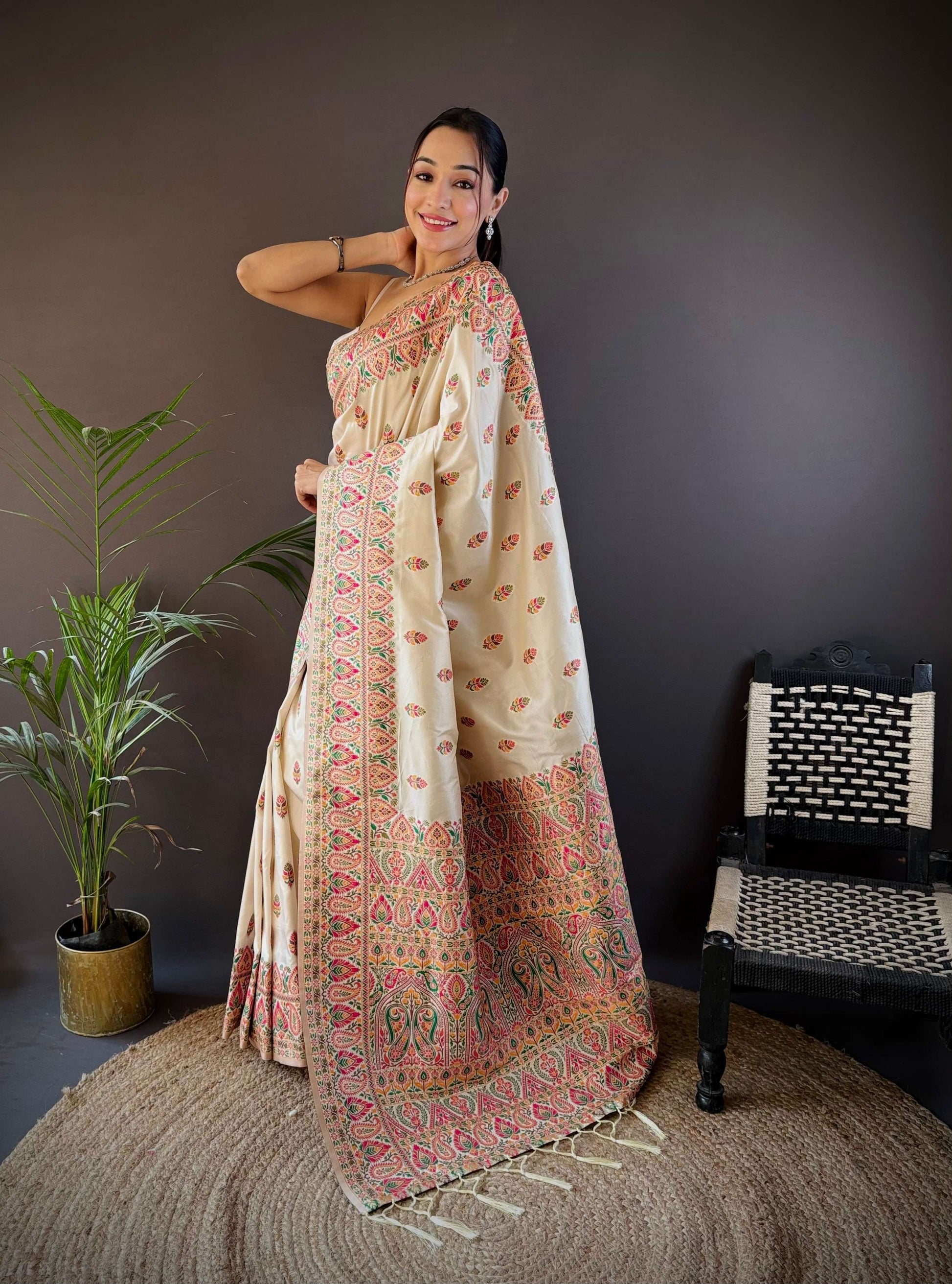 Sonakshi Women's Off White Pashmina Silk Zari Woven Traditional Saree with Blouse