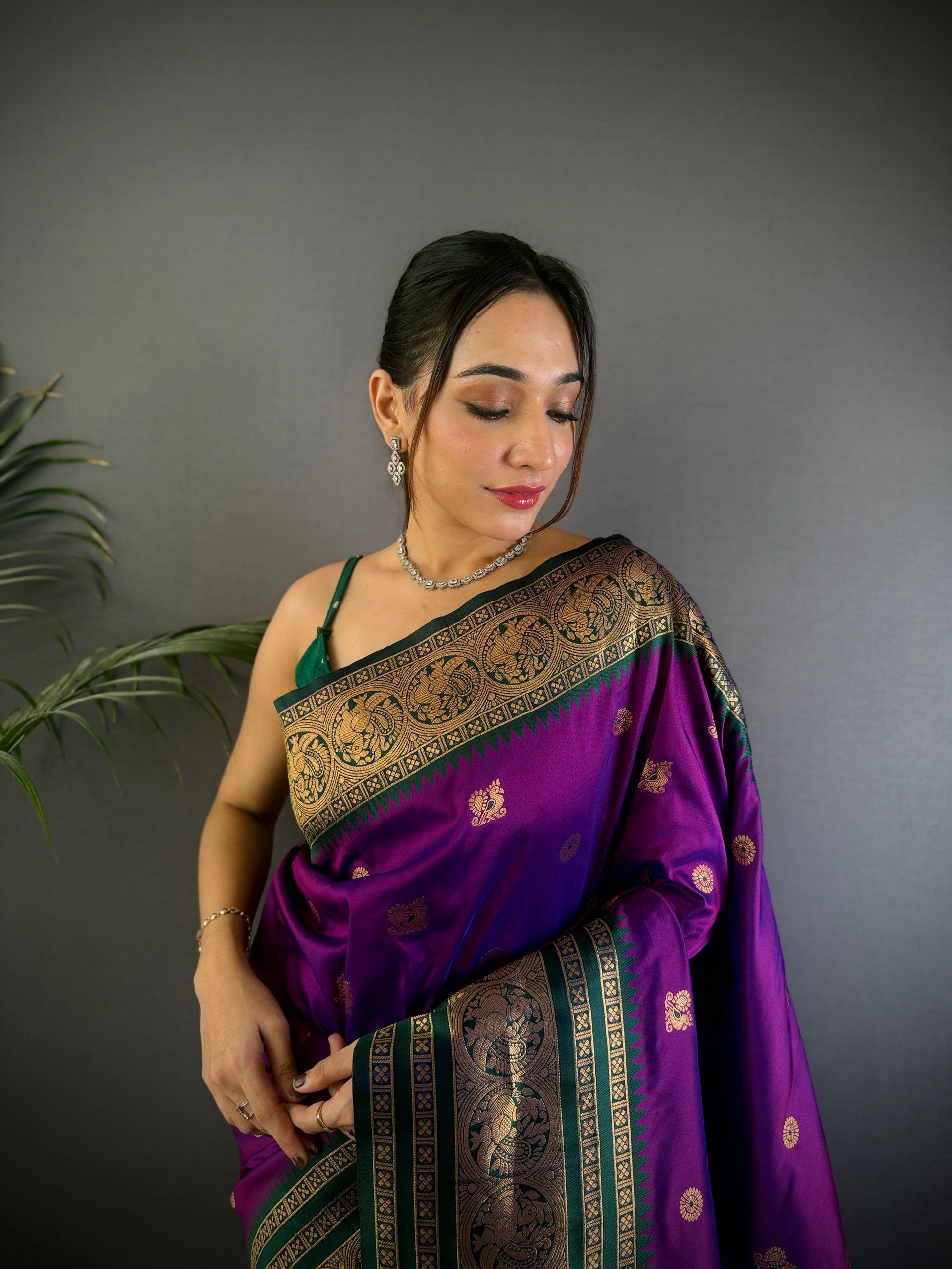Sonakshi Women's Jamli Soft Silk Zari Woven Traditional Saree with Blouse