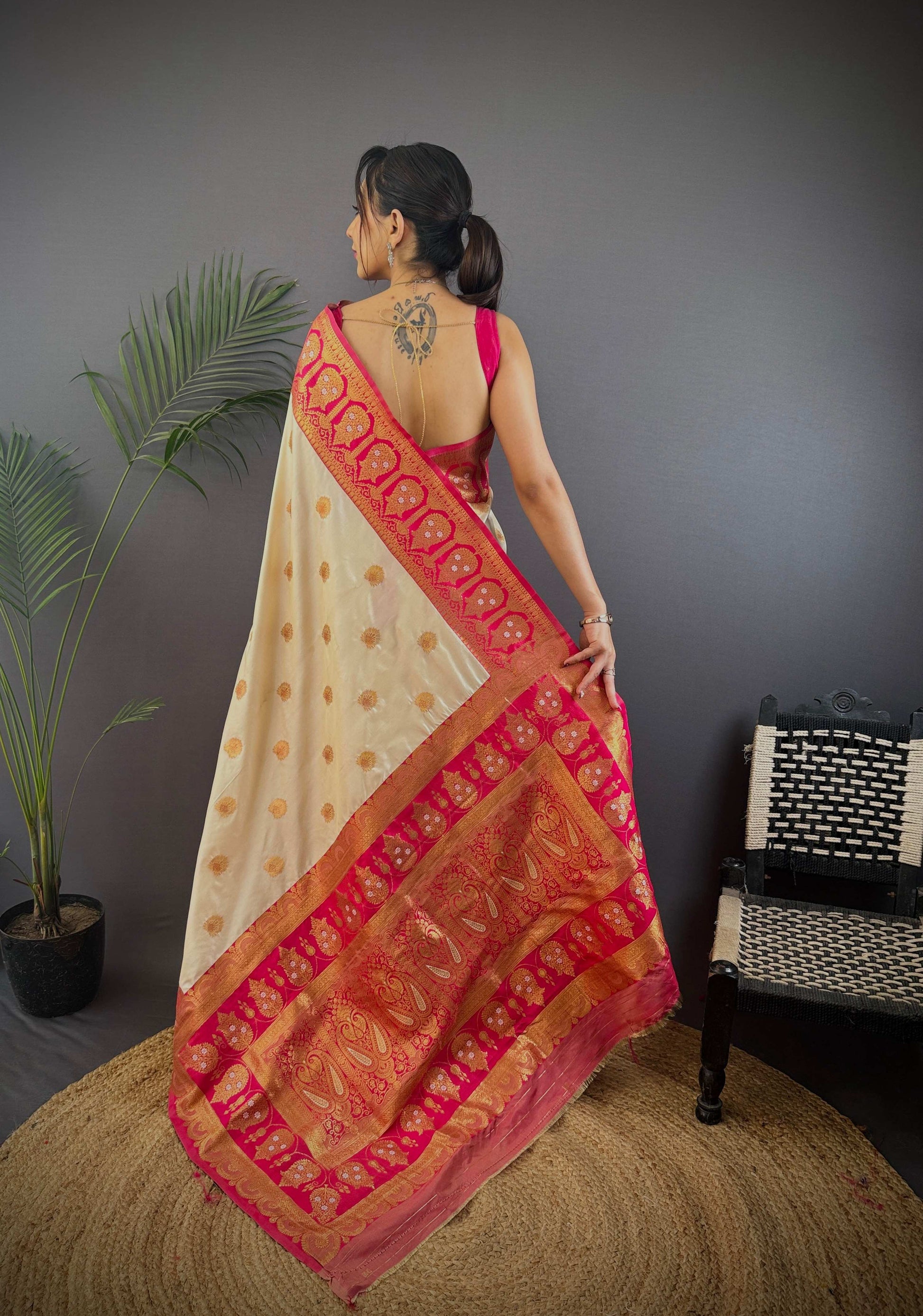 Sonakshi Women's Cream Banarasi Silk Zari Woven Traditional Saree with Blouse | Swadesiicart