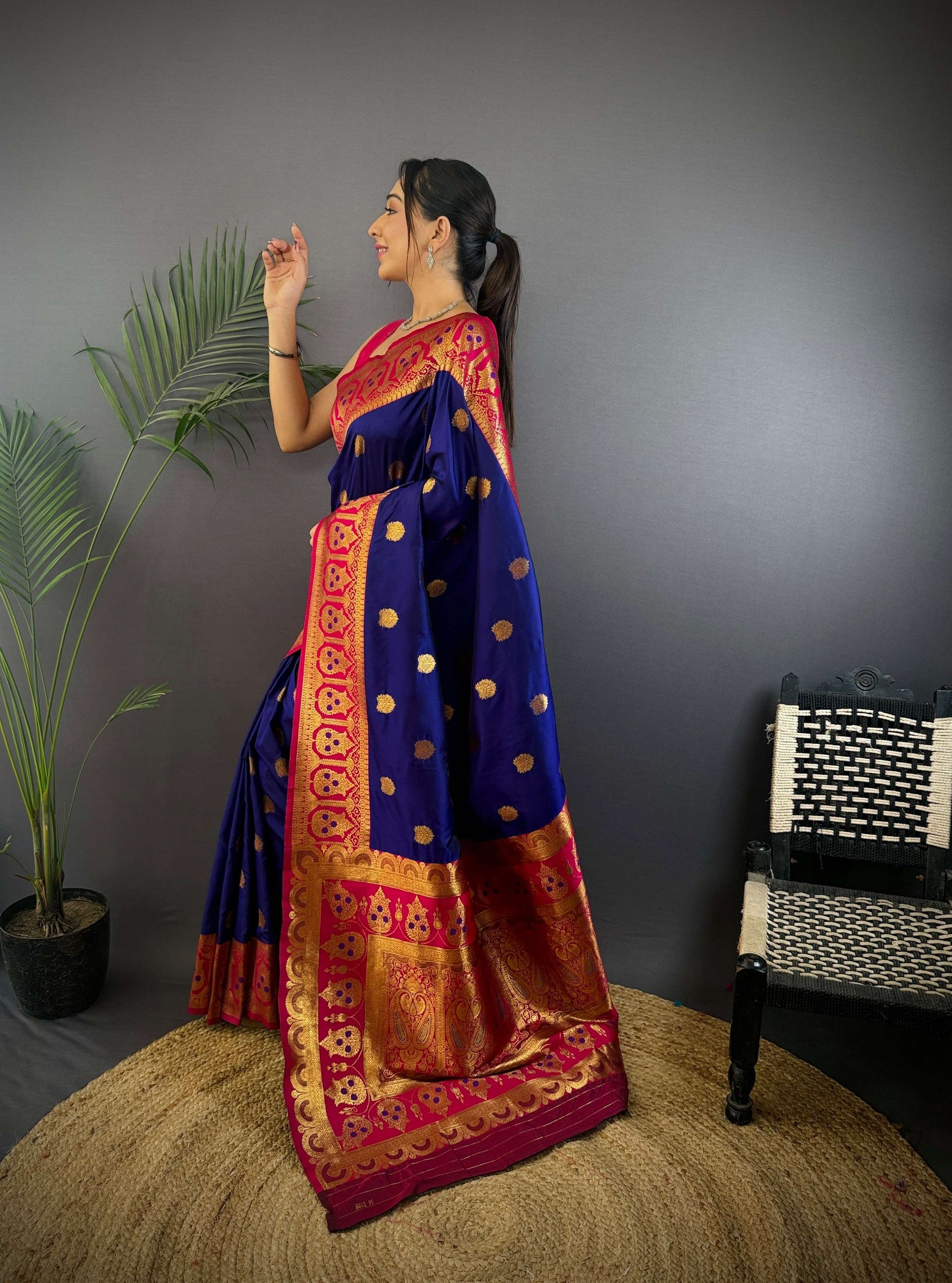 Sonakshi Women's Navy Blue Banarasi Silk Zari Woven Traditional Saree with Blouse | Swadesiicart