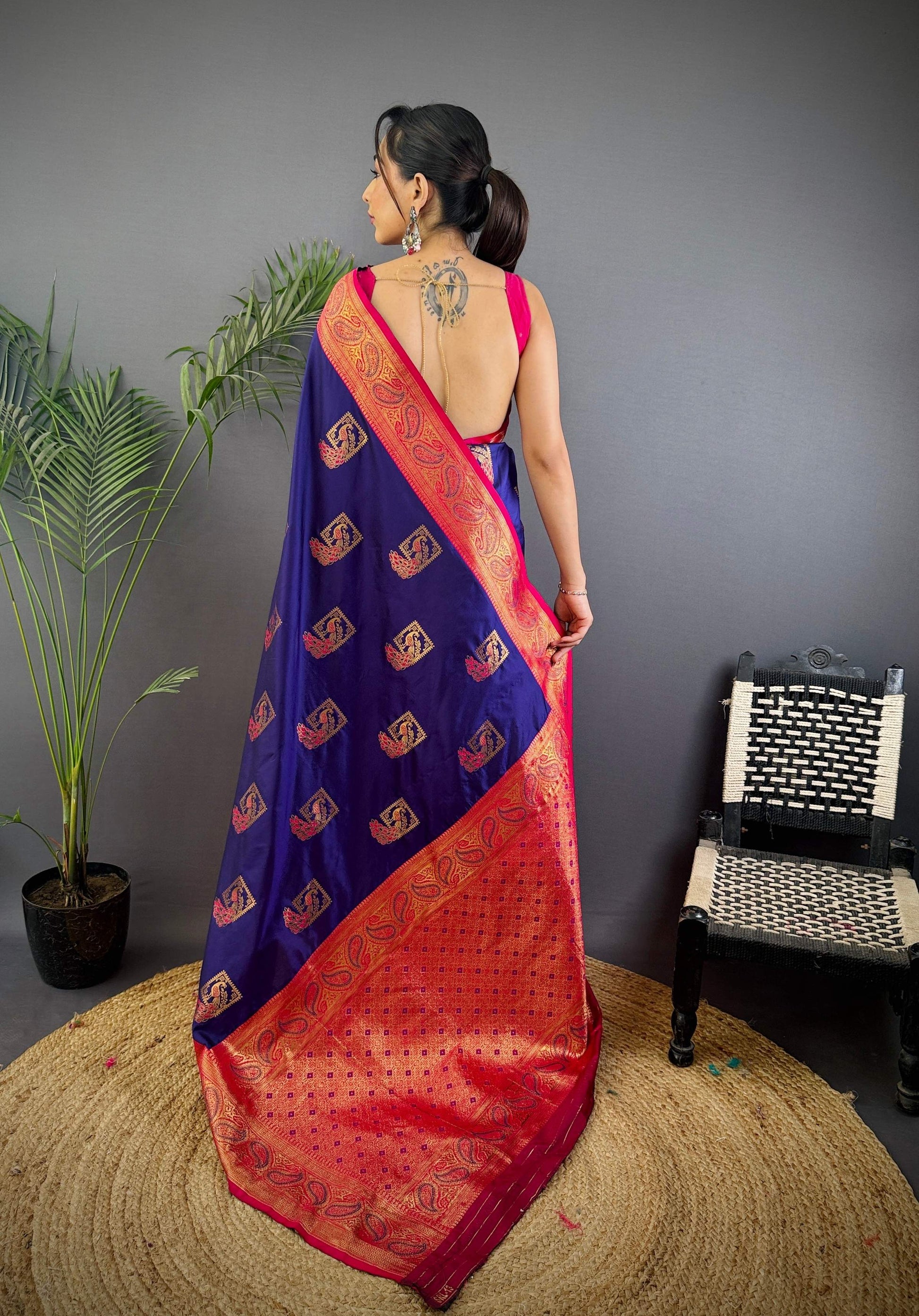 Sonakshi Women's Navy Blue Banarasi Silk Zari Woven Traditional Saree with Blouse | Swadesiicart