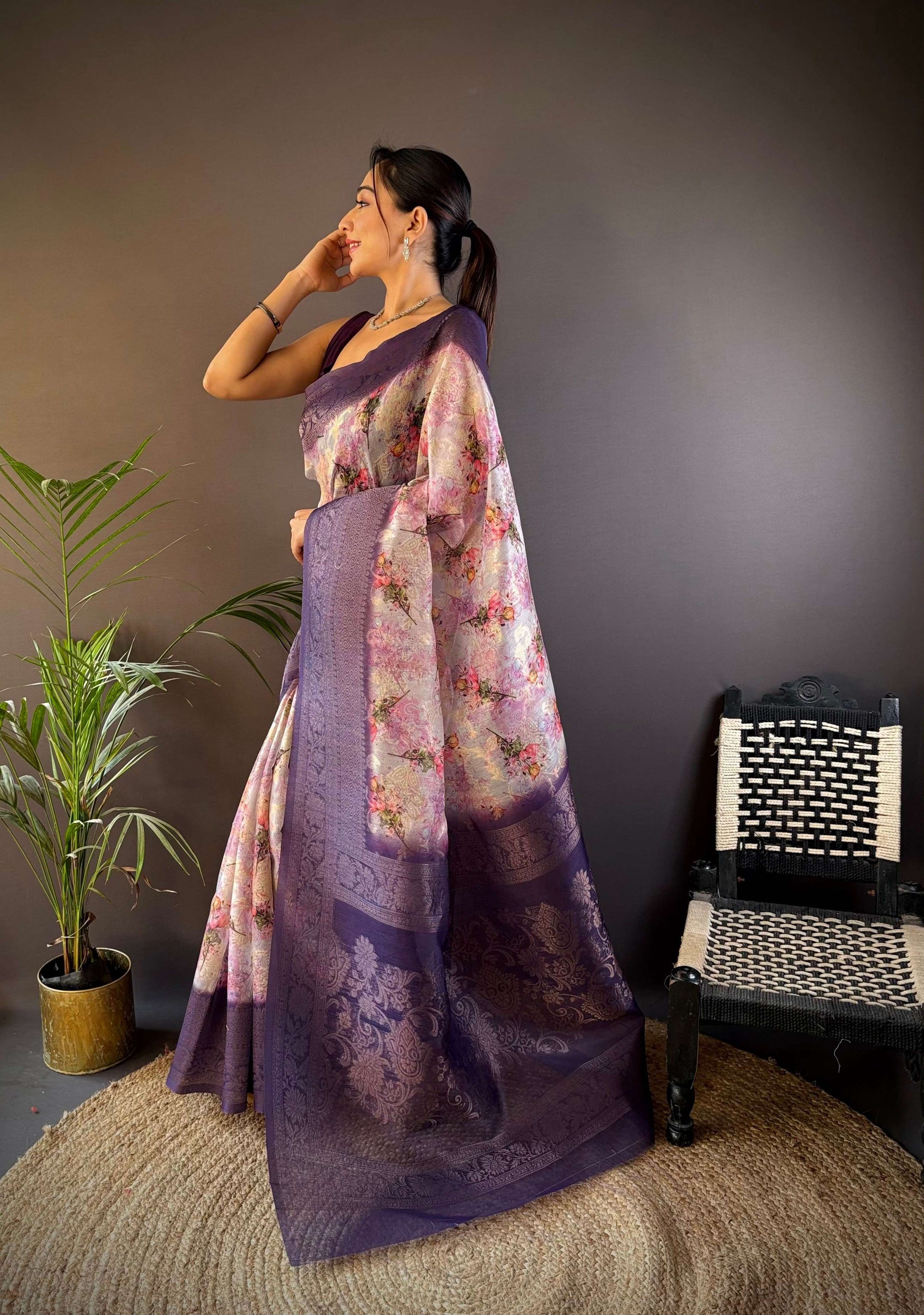 Sonakshi Women's Purple Blend Silk Jacquard Woven Traditional Saree with Blouse