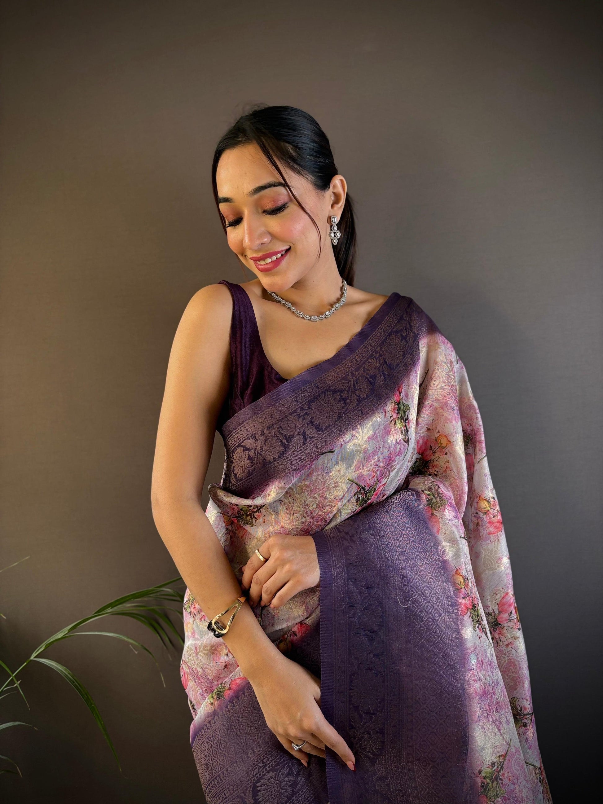 Sonakshi Women's Purple Blend Silk Jacquard Woven Traditional Saree with Blouse