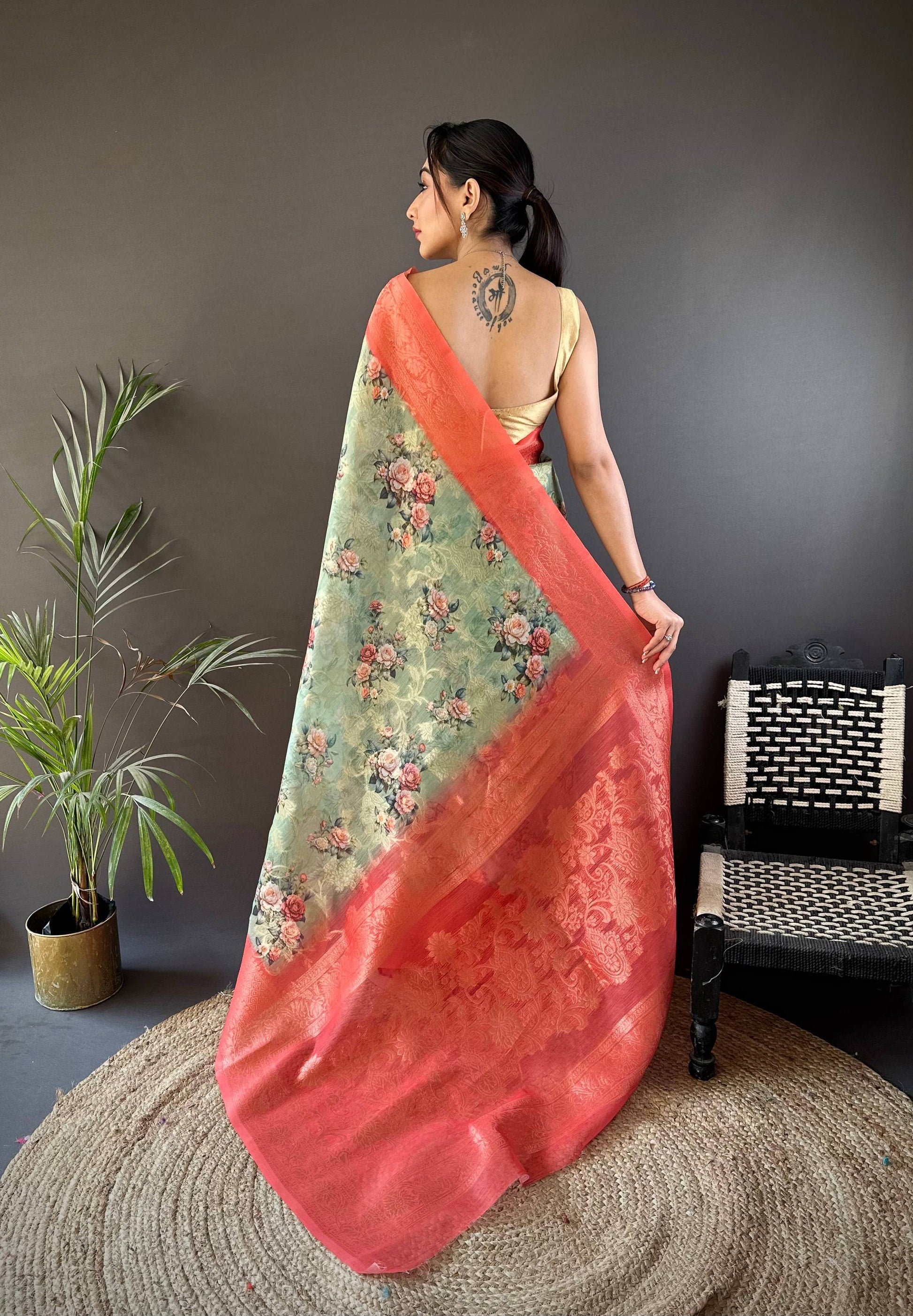 Sonakshi Women's Gajri Blend Silk Jacquard Woven Traditional Saree with Blouse