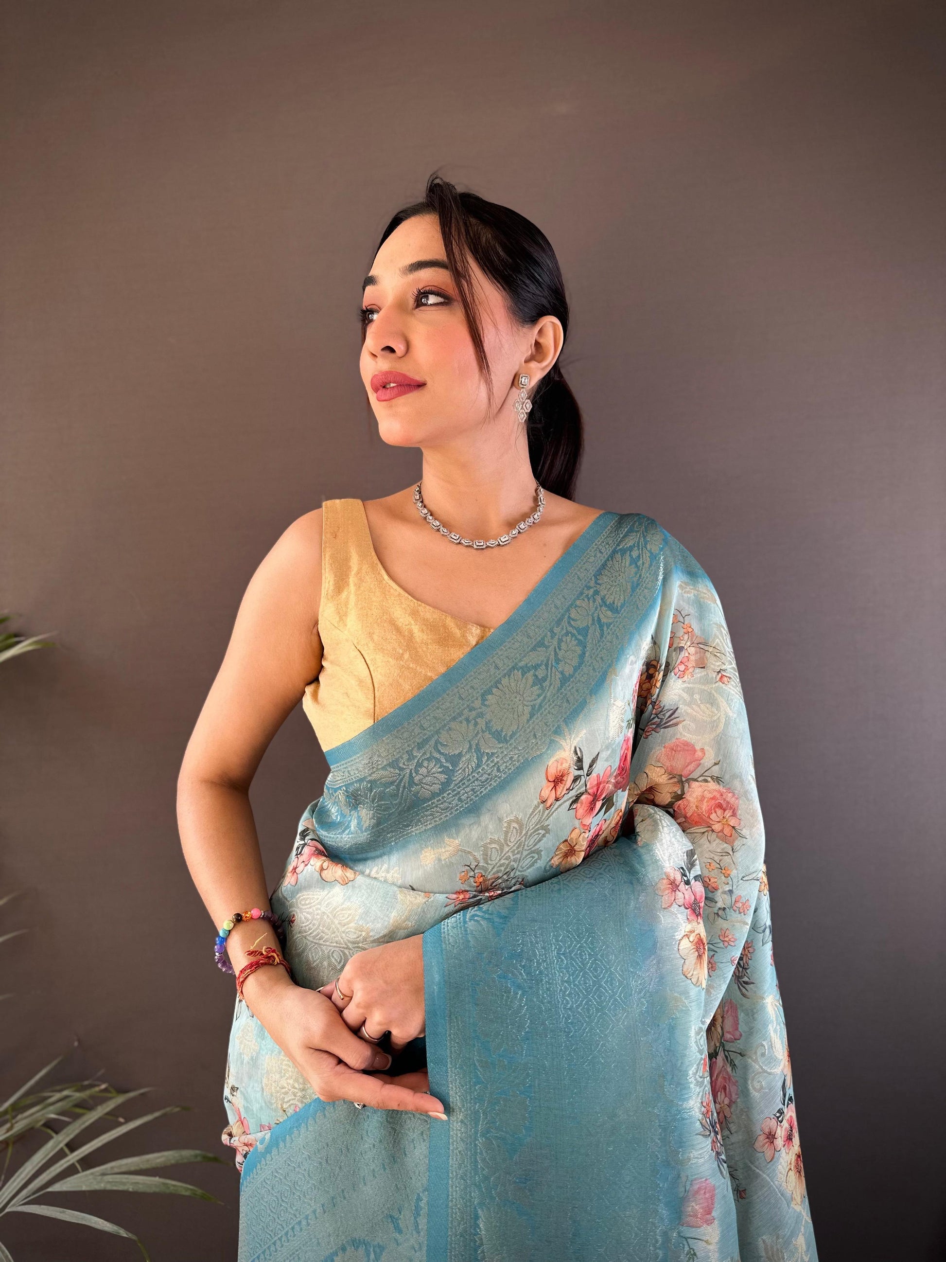 Sonakshi Women's Feroji Blend Silk Jacquard Woven Traditional Saree with Blouse