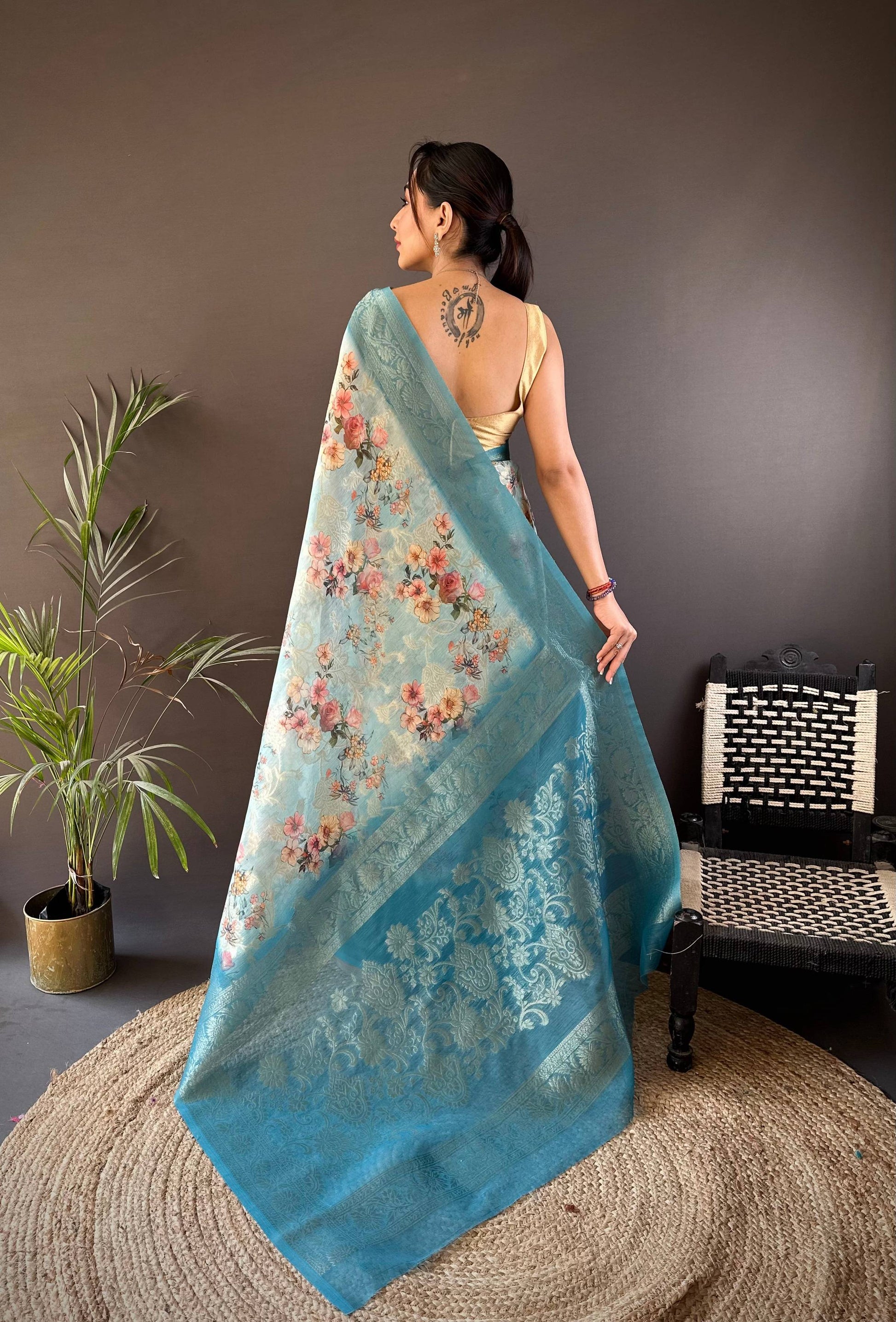 Sonakshi Women's Feroji Blend Silk Jacquard Woven Traditional Saree with Blouse