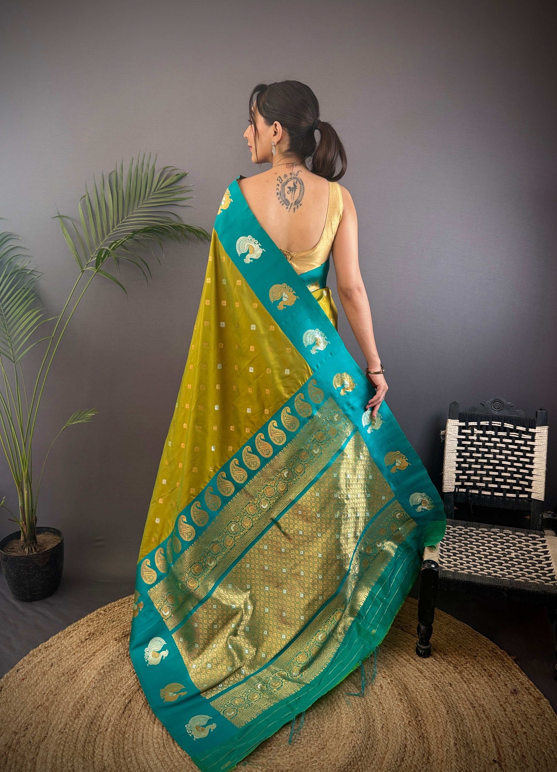 Sonakshi Women's Mehendi Banarasi Silk Zari Weaving Saree with Blouse | Swadesiicart