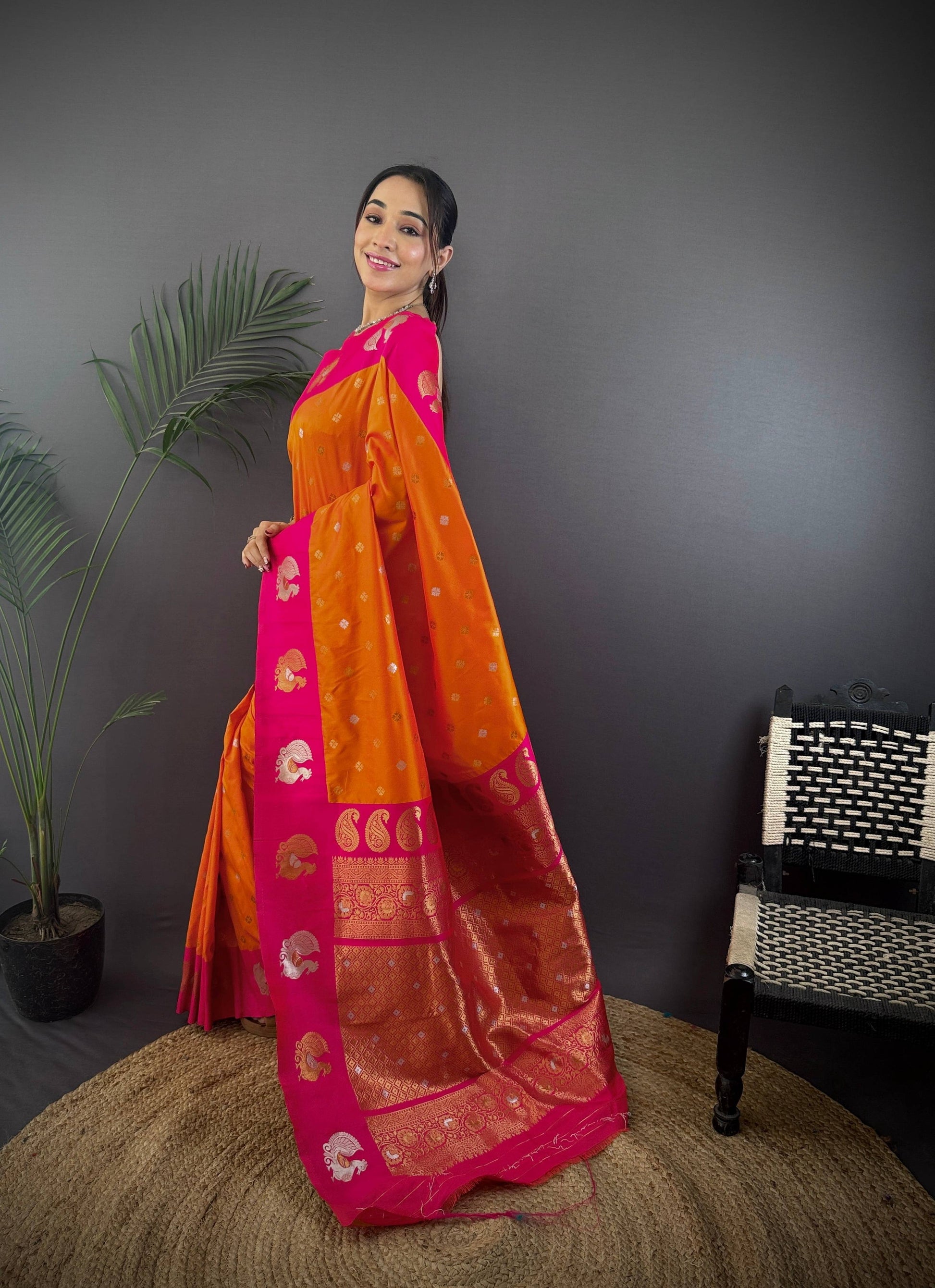 Sonakshi Women's Fenta Banarasi Silk Zari Weaving Saree with Blouse | Swadesiicart