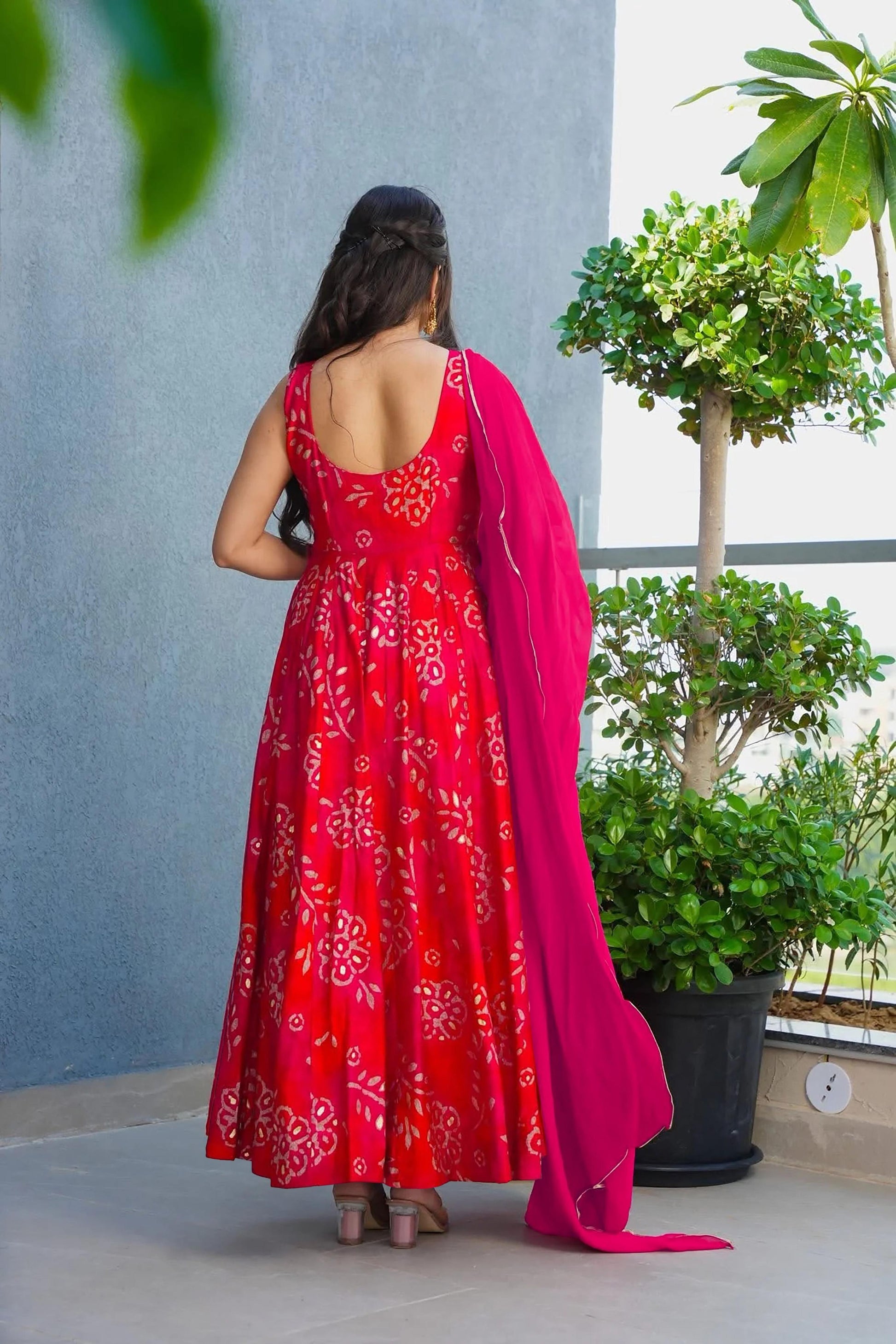 Sonakshi Women's Pink Heavy Rayon With Heavy Digital Printed Anarkali Gown Set With Dupatta