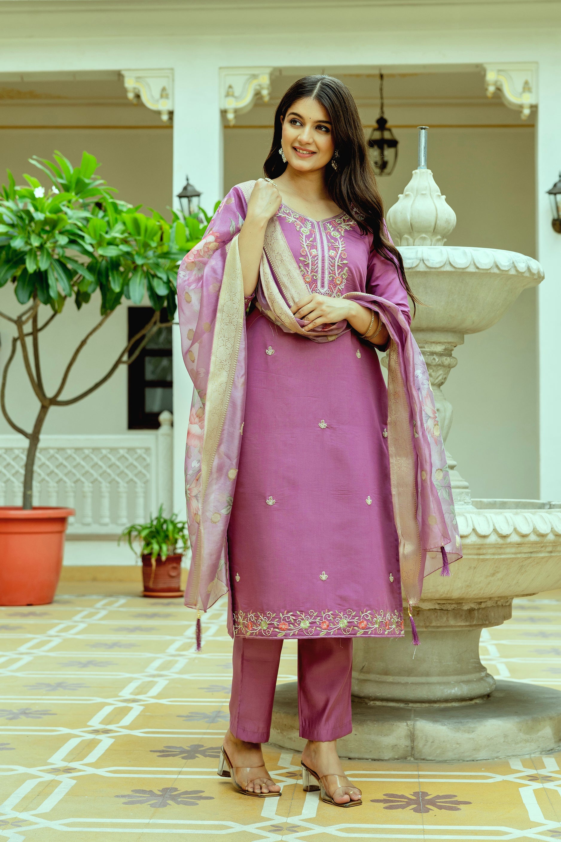 Sonakshi Women's Lavender Viscose Chanderi Silk Embroidered Beads Kurta Set with Dupatta