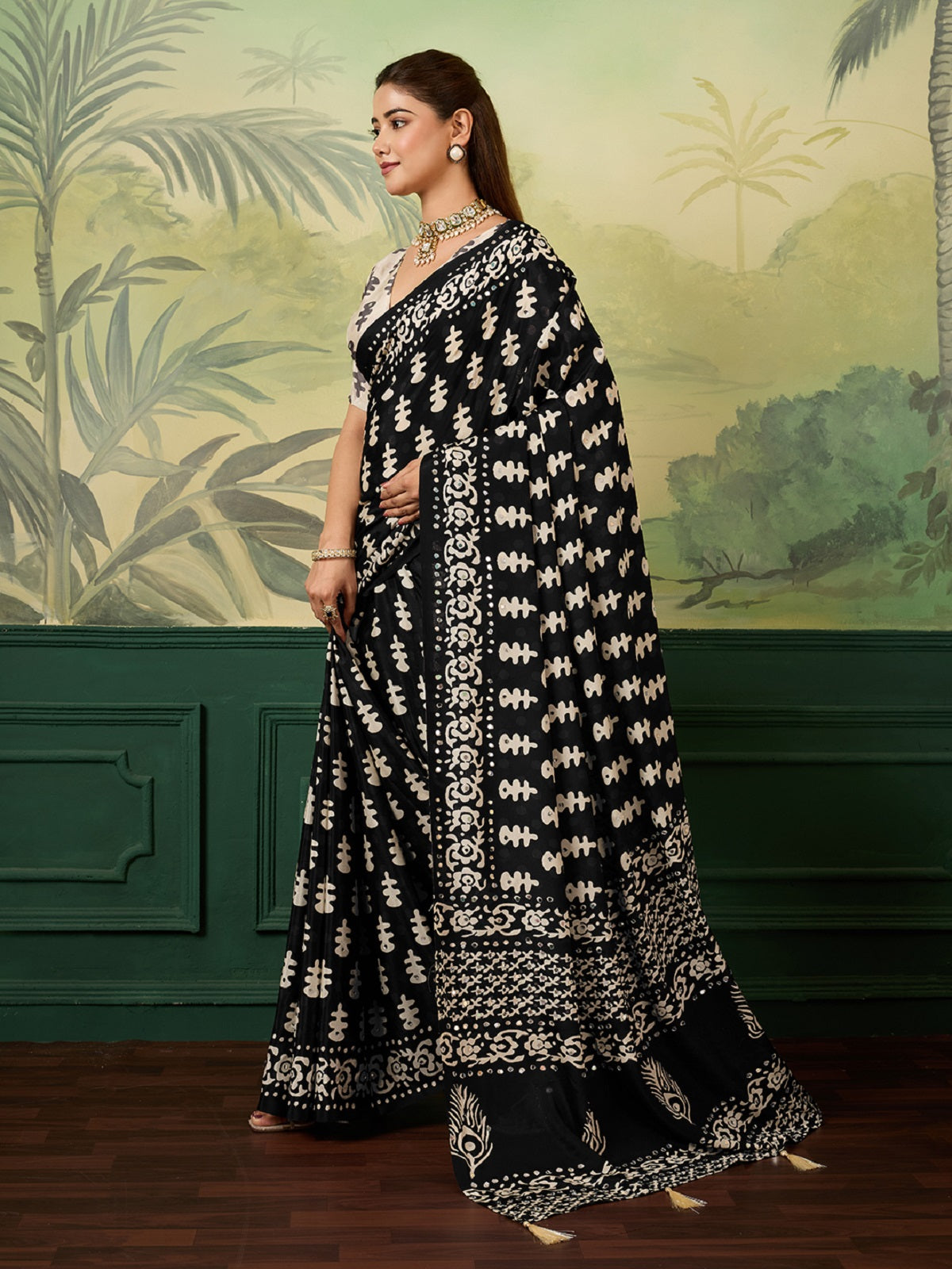 Dwija Fashion Women'S Party Wear Digital Printed With Mirror Work Chinon Silk Designer Saree With Unstitched Blouse-Black