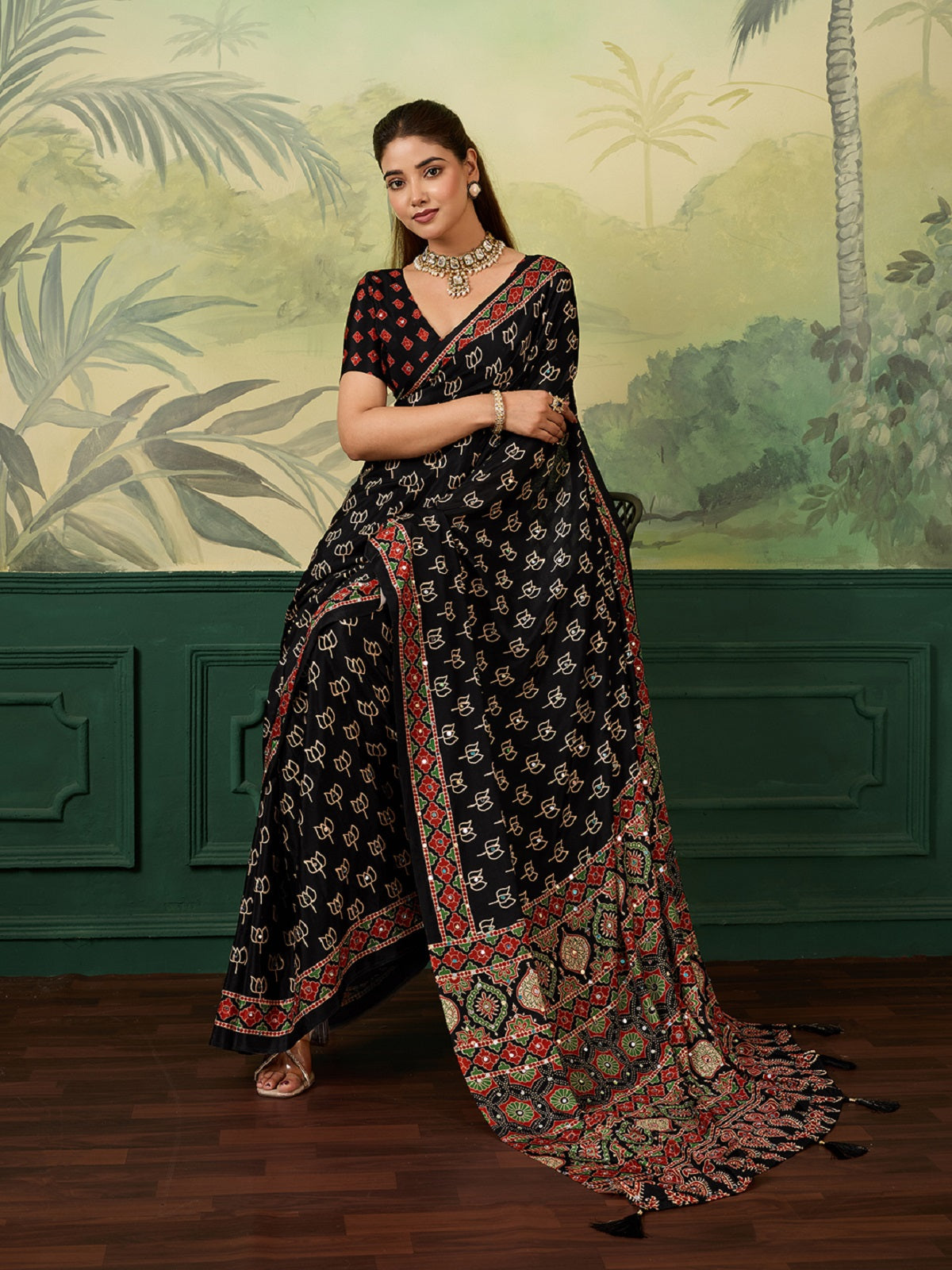 Dwija Fashion Women'S Party Wear Digital Printed With Mirror Work Chinon Silk Designer Saree With Unstitched Blouse-Black