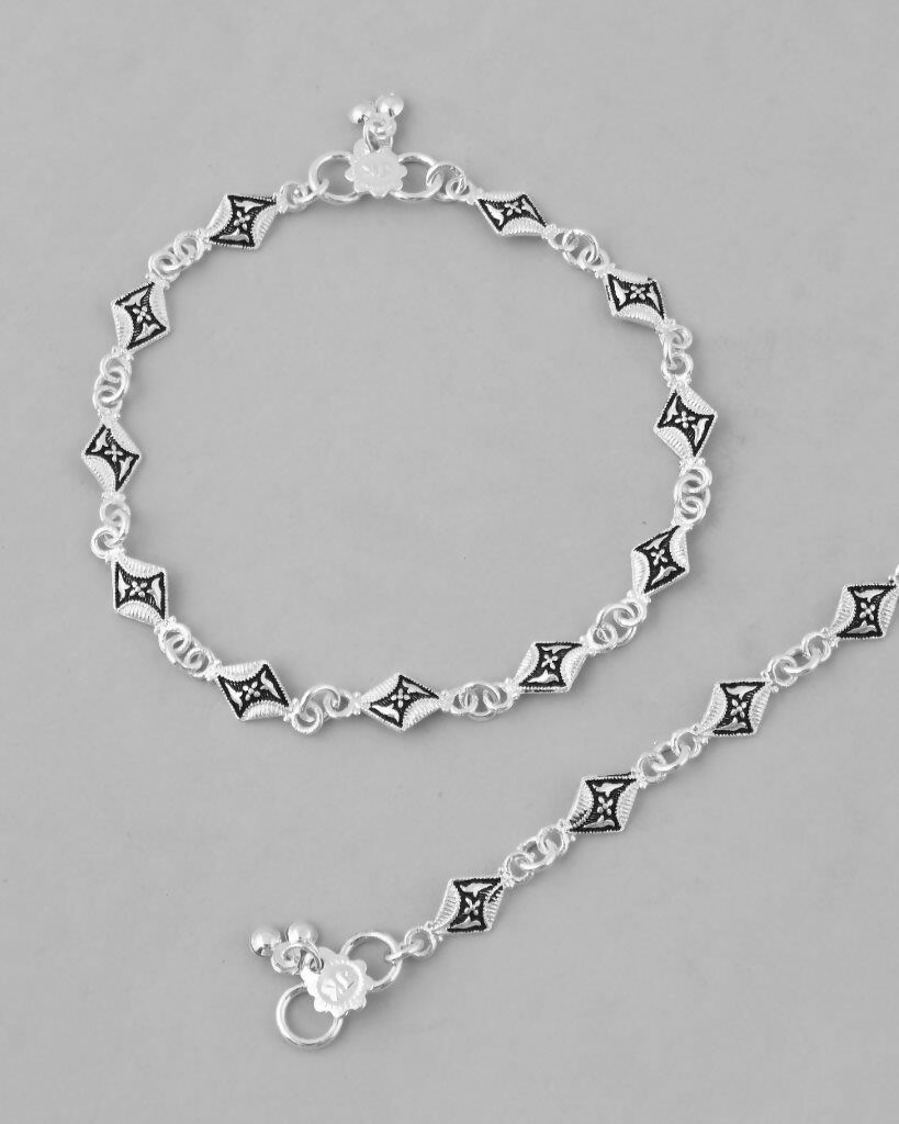 VOJ Set of 2 Silver Plated Designer Stainless Steel Anklet 
