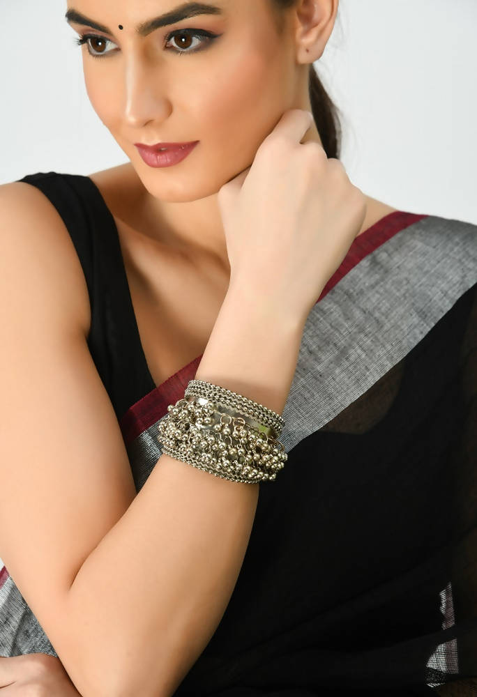 Mominos Fashion Kamal Johar Oxidised Silver-Plated Ghungroo Handcraft Cuff Bracelet 