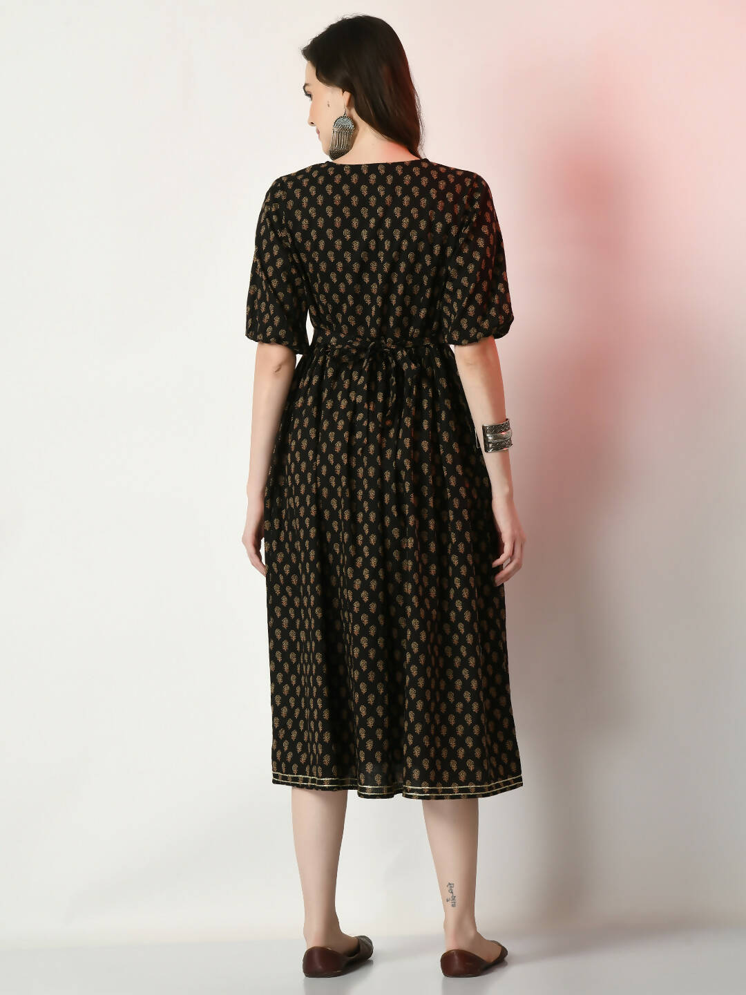 Myshka Women's Black Floral Printed Empire Dress