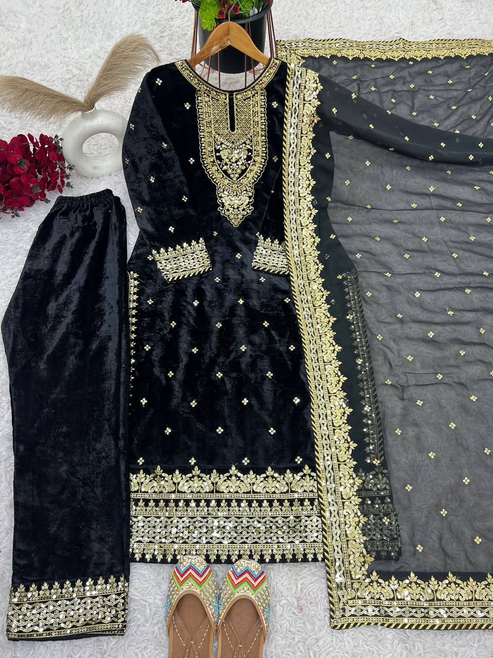 Prazu Fashion Black Viscose Velvet Embroidered Sequins Salwar Suit