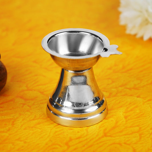 Sri Rudra German Silver Nilanjan Deepa SR 00076